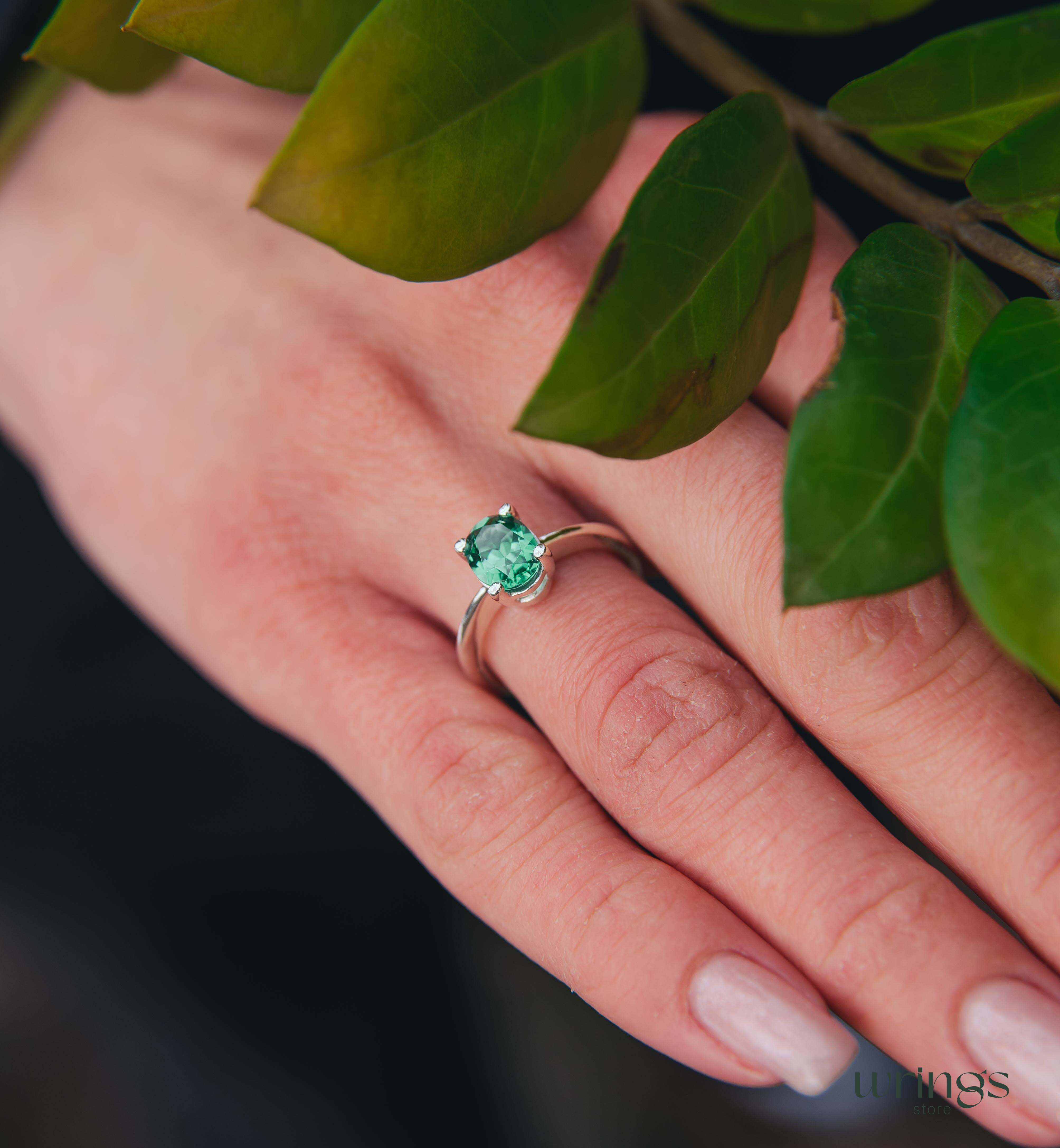 Big Oval Green Quartz Classic Solitaire Engagement Ring