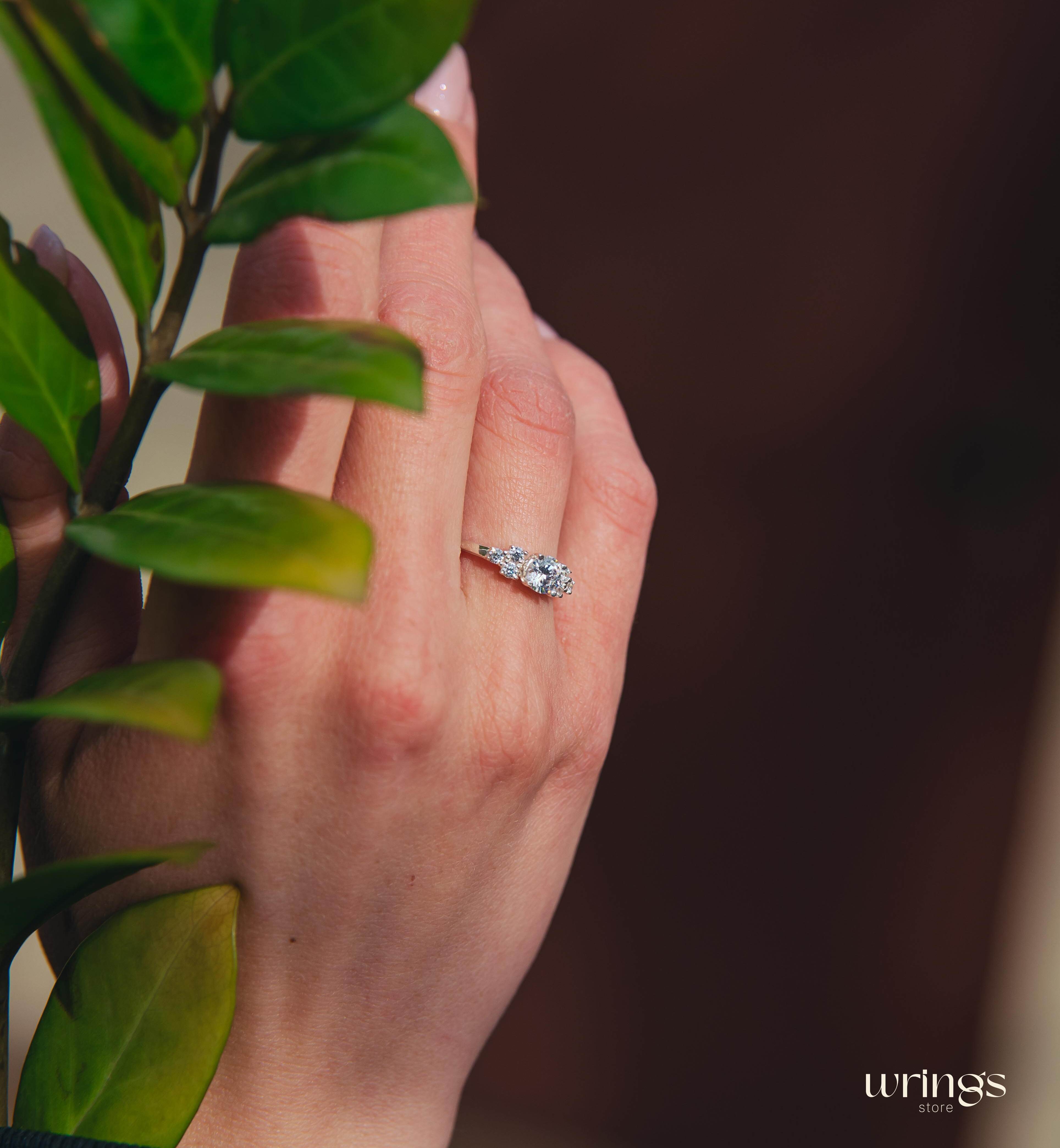 Round Cubic Zirconia Cluster Engagement Ring in 925 Silver