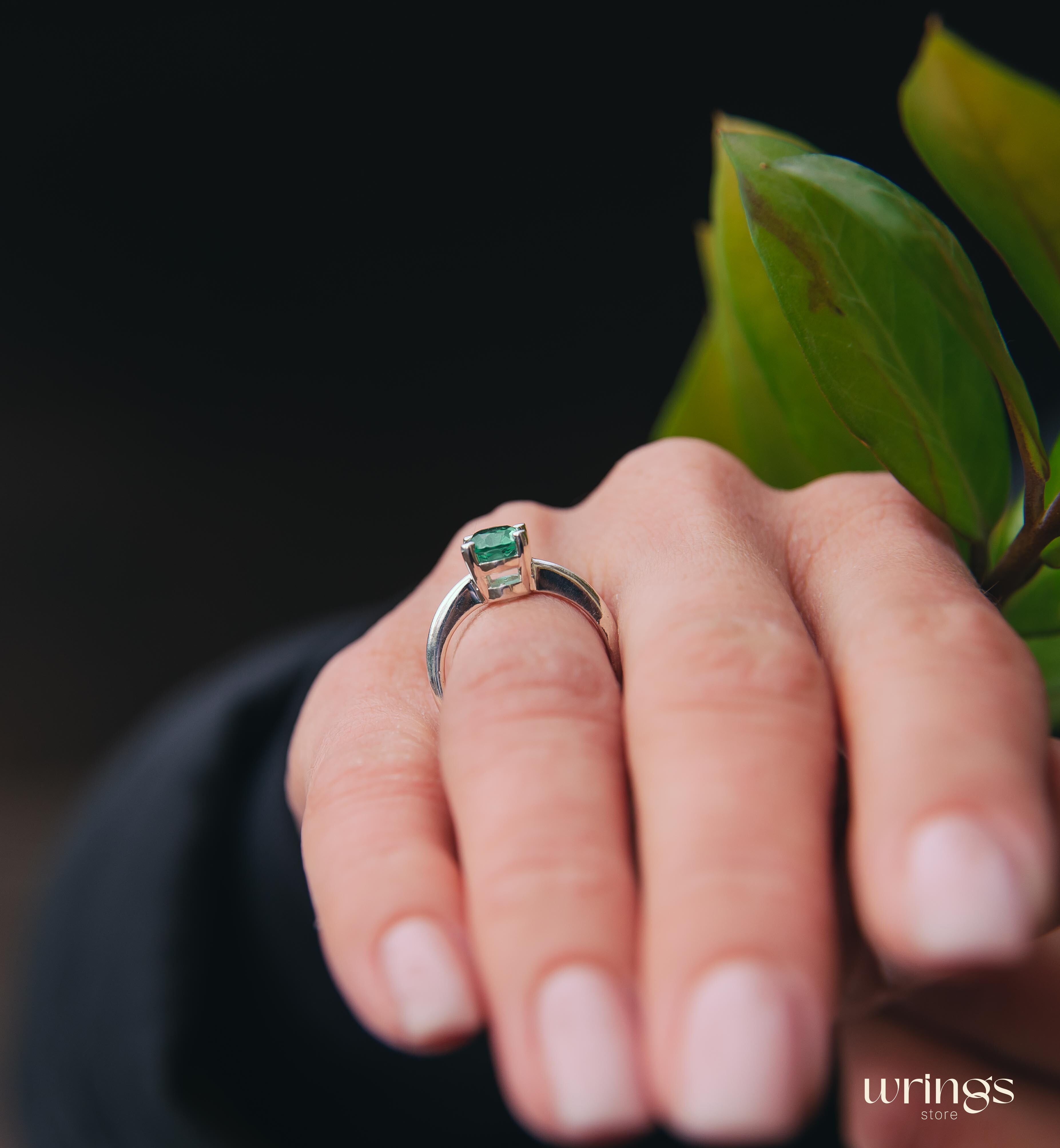 Big Oval Green Quartz Classic Solitaire Engagement Ring