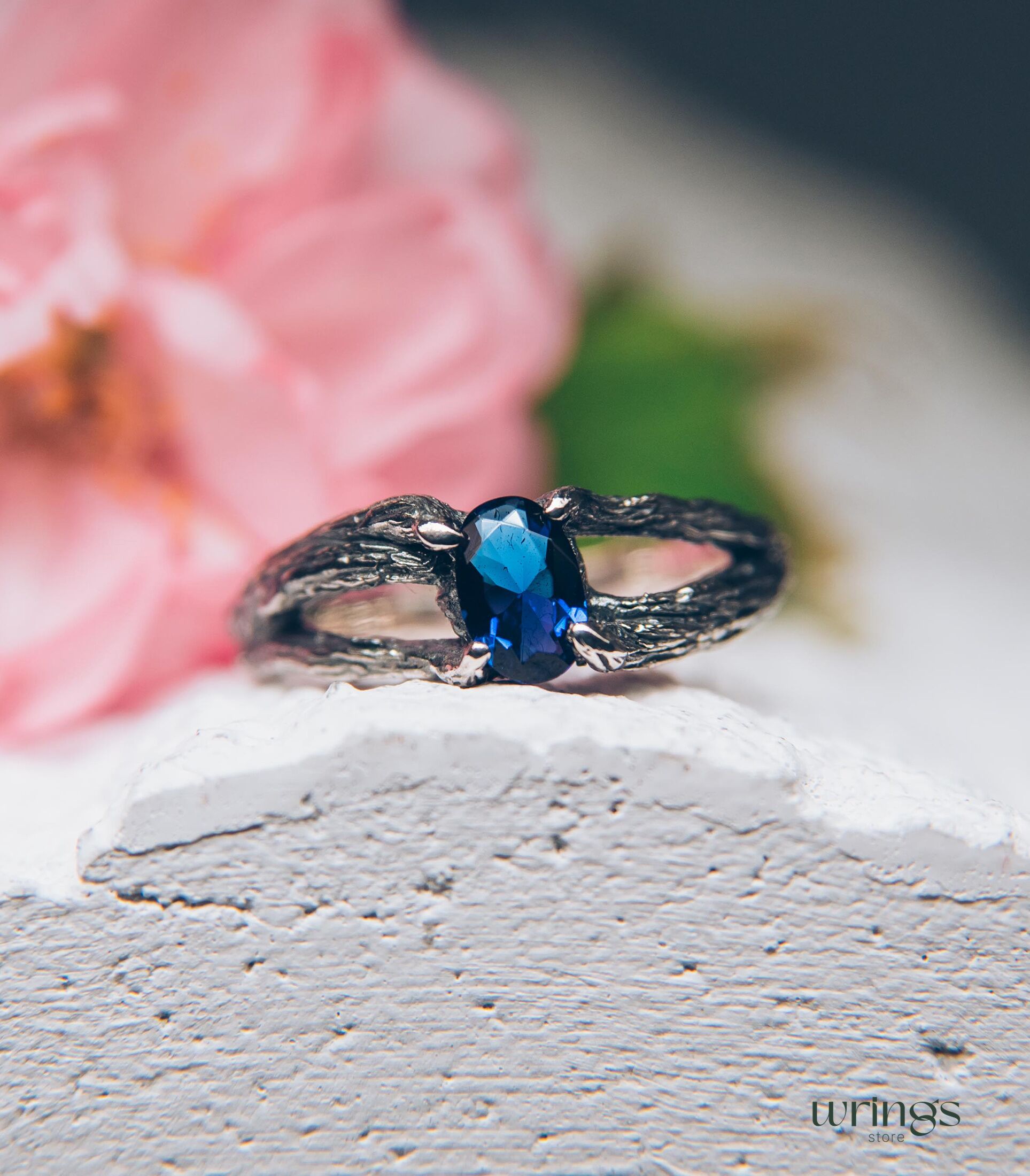 Cute Split Shank Double Branch Oval Sapphire Engagement Ring