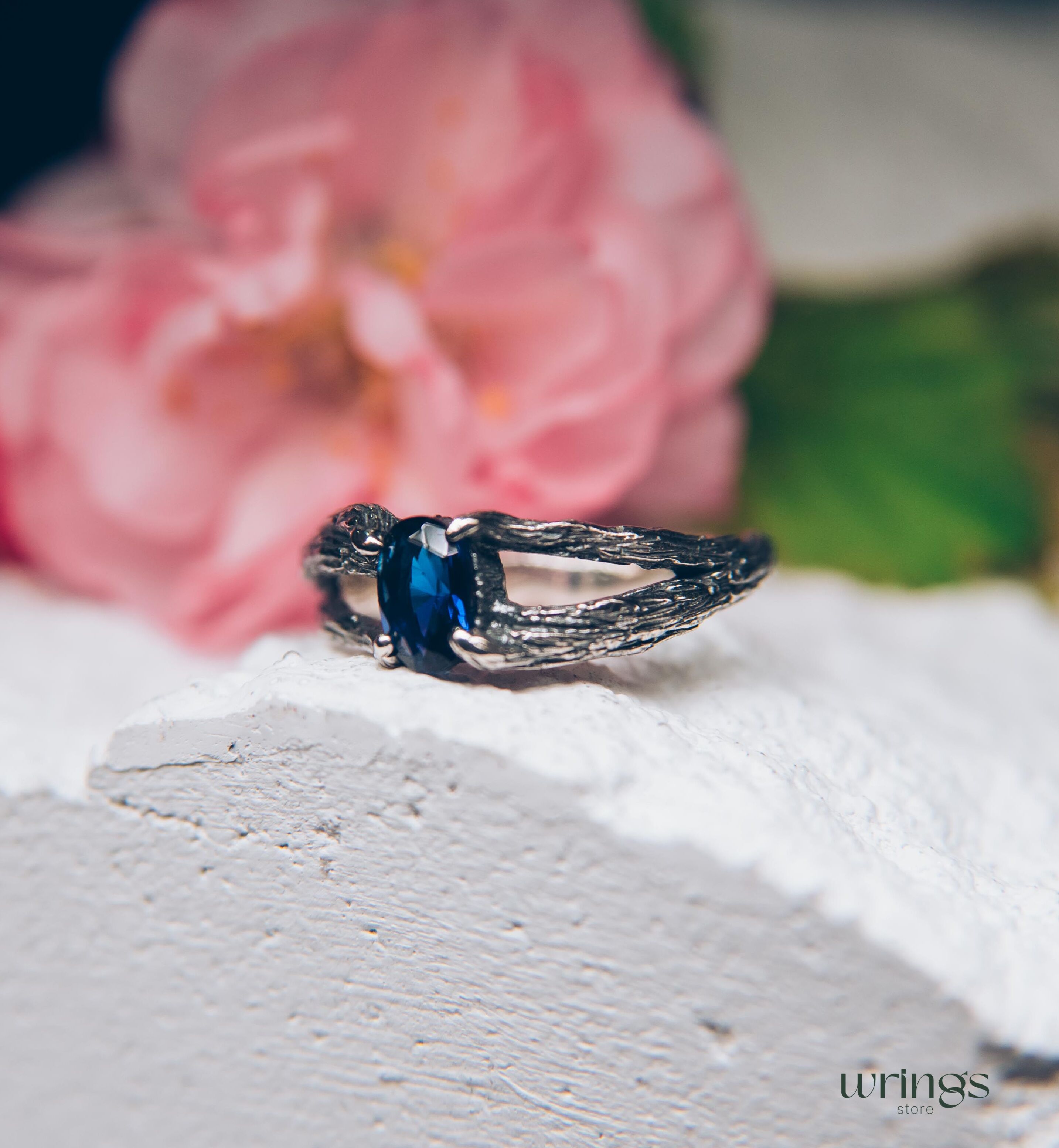 Cute Split Shank Double Branch Oval Sapphire Engagement Ring