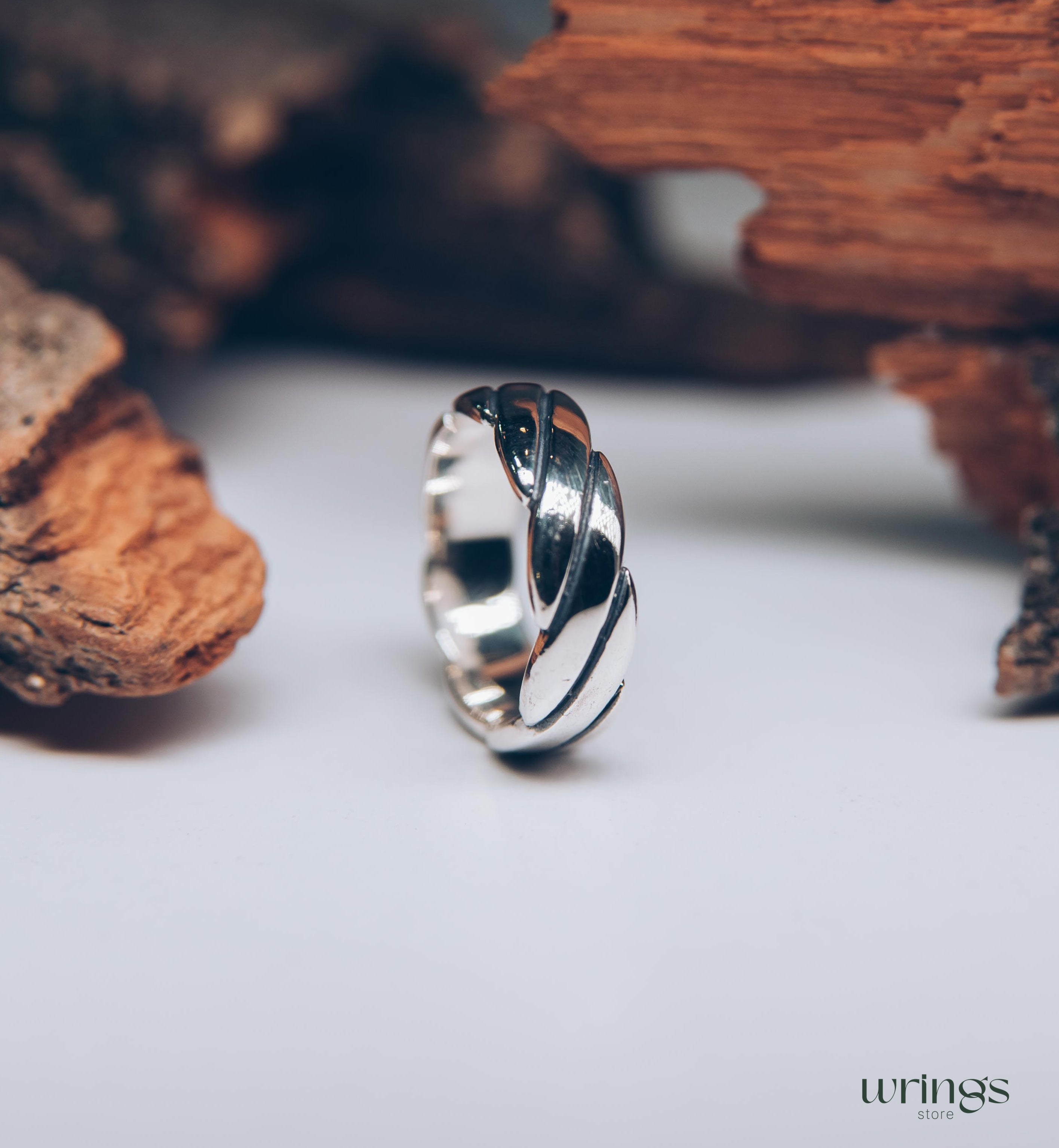 Intertwined Wavy Silver Wedding Ring Unisex