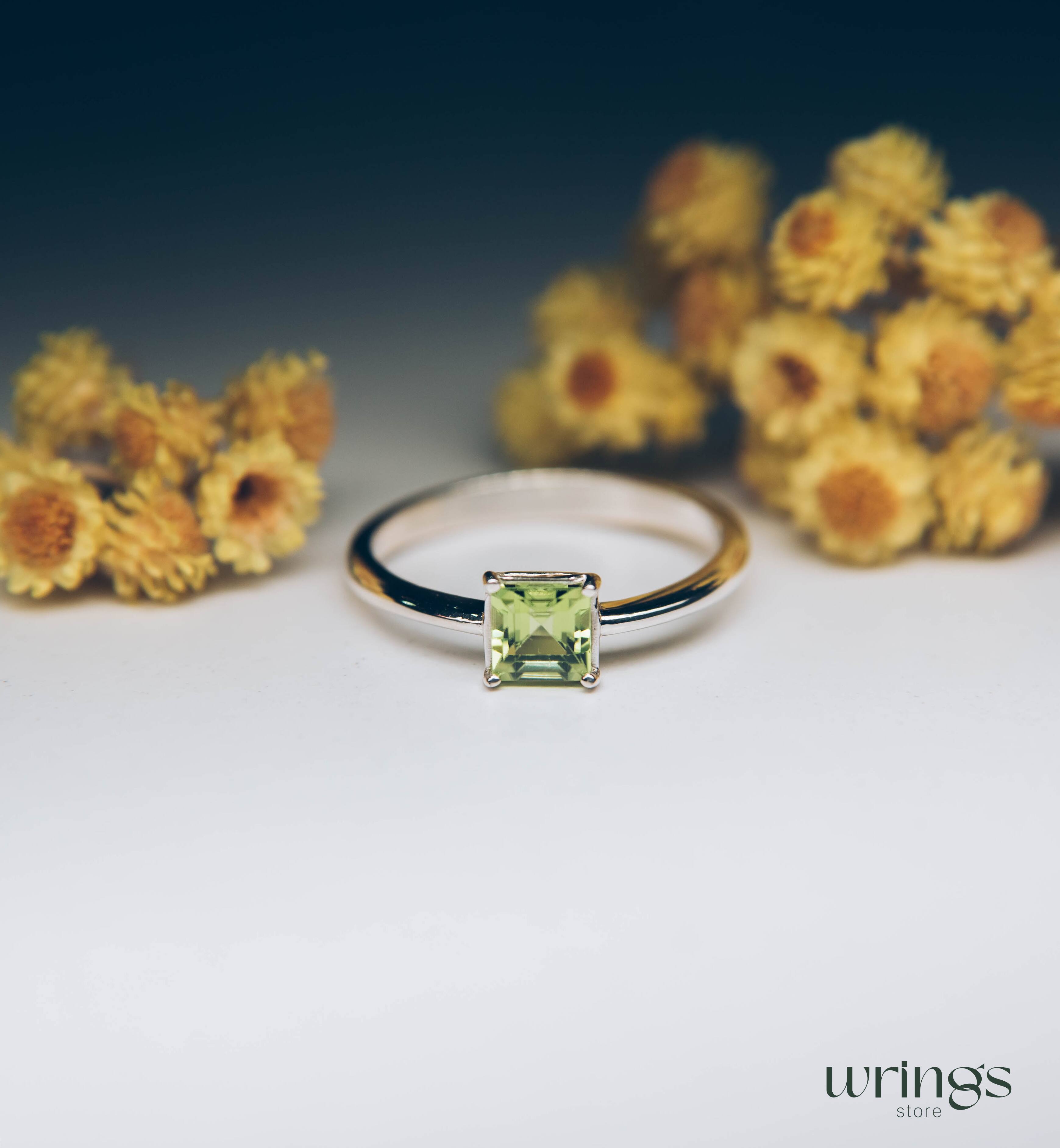 Minimalist Solitaire Square cut Peridot Ring Silver