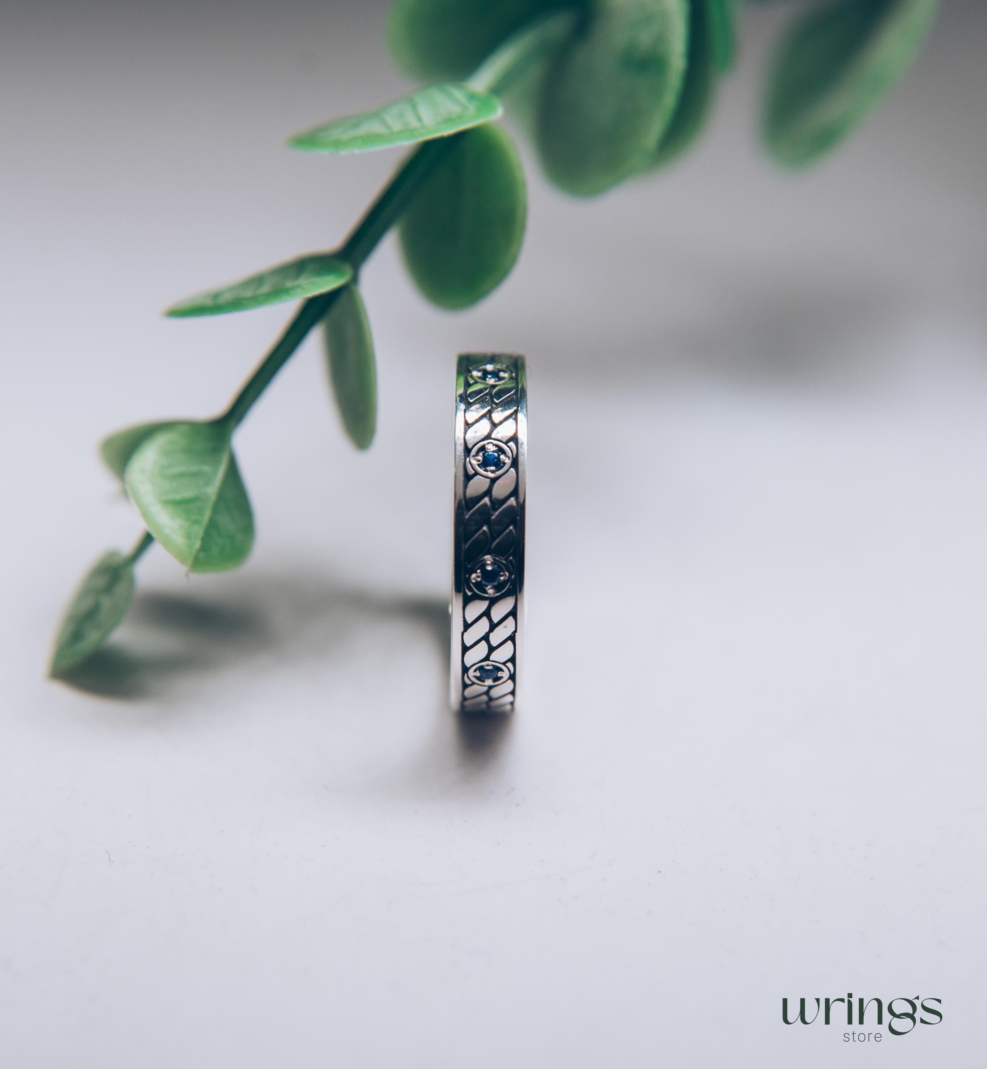 Cobblestone Design Womens Silver Ring with Sapphires