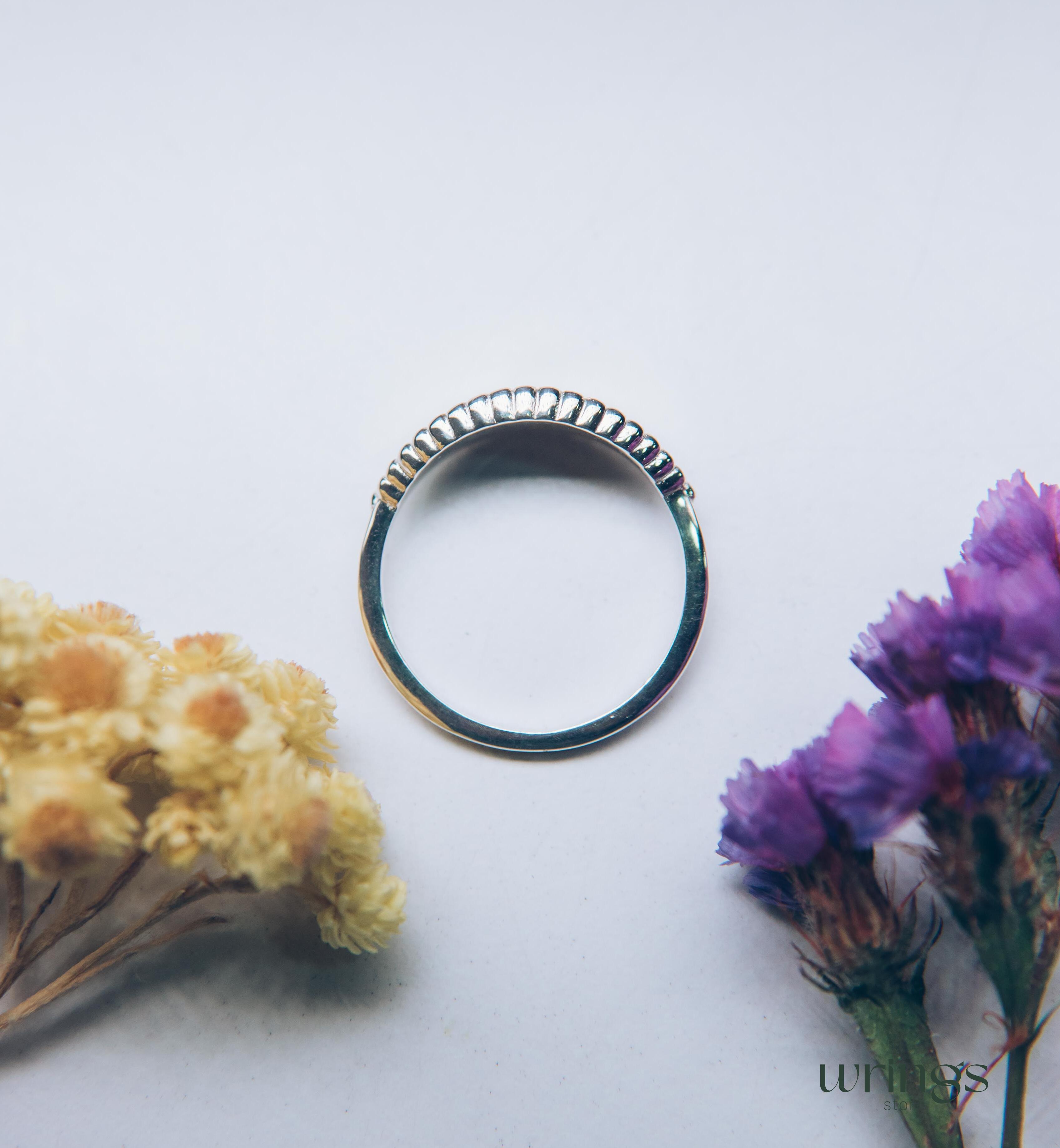 Silver Beaded Spoon Ring with Natural Blue Sapphire