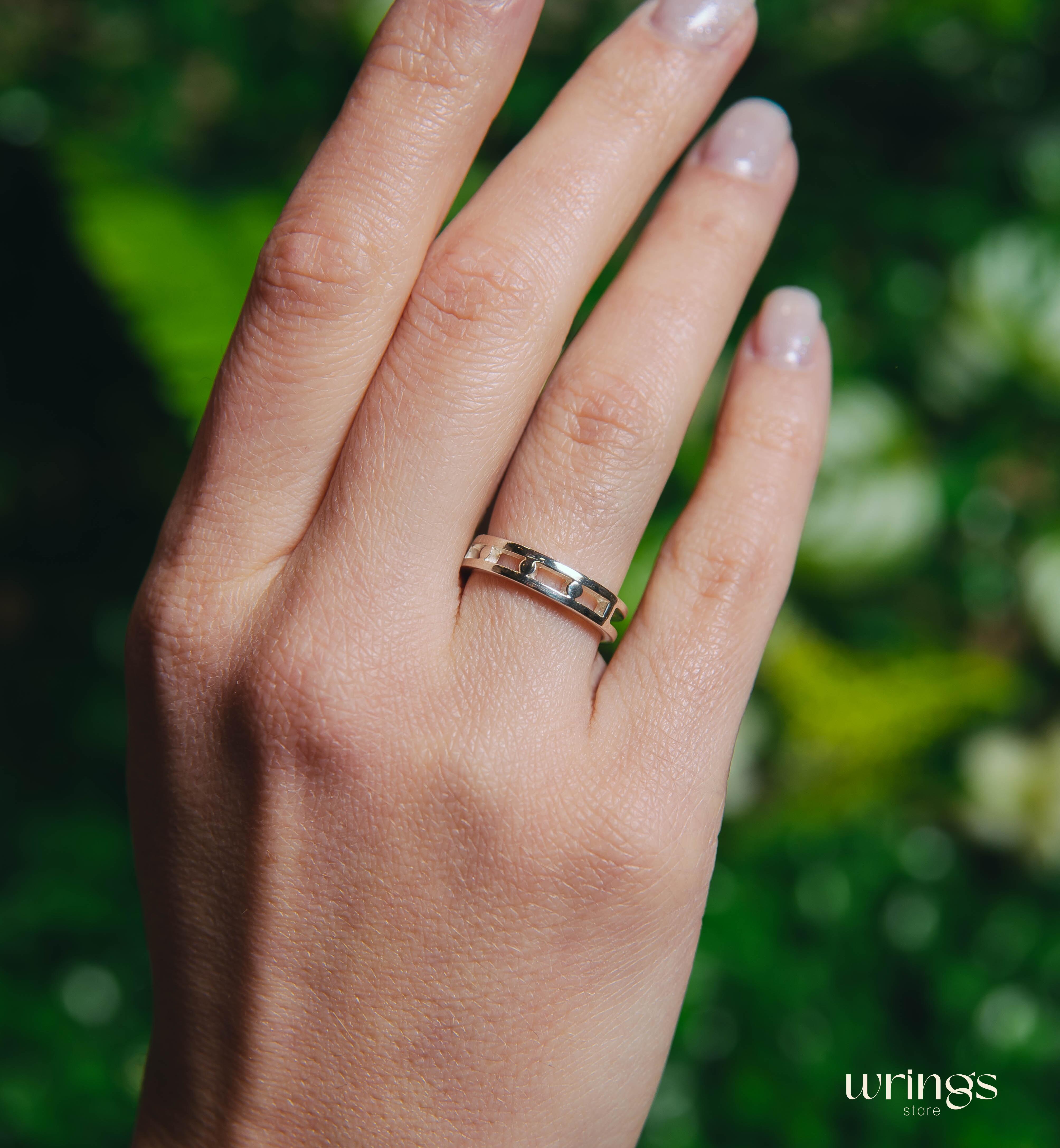 Dot Design Open Wedding Band Silver Minimalist Style