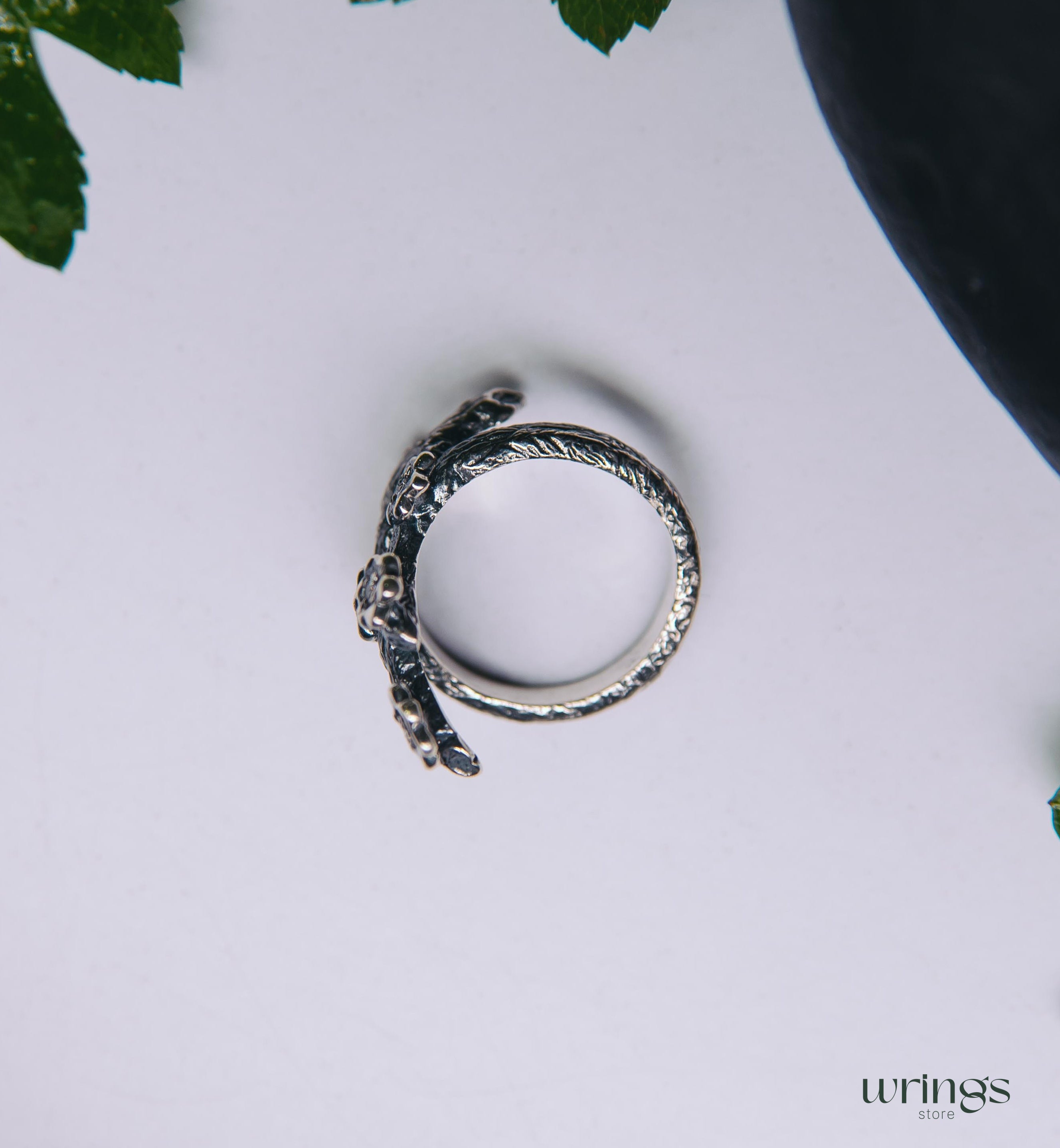 Daisy Flowers with Gems on a Silver Branch Frolal Ring