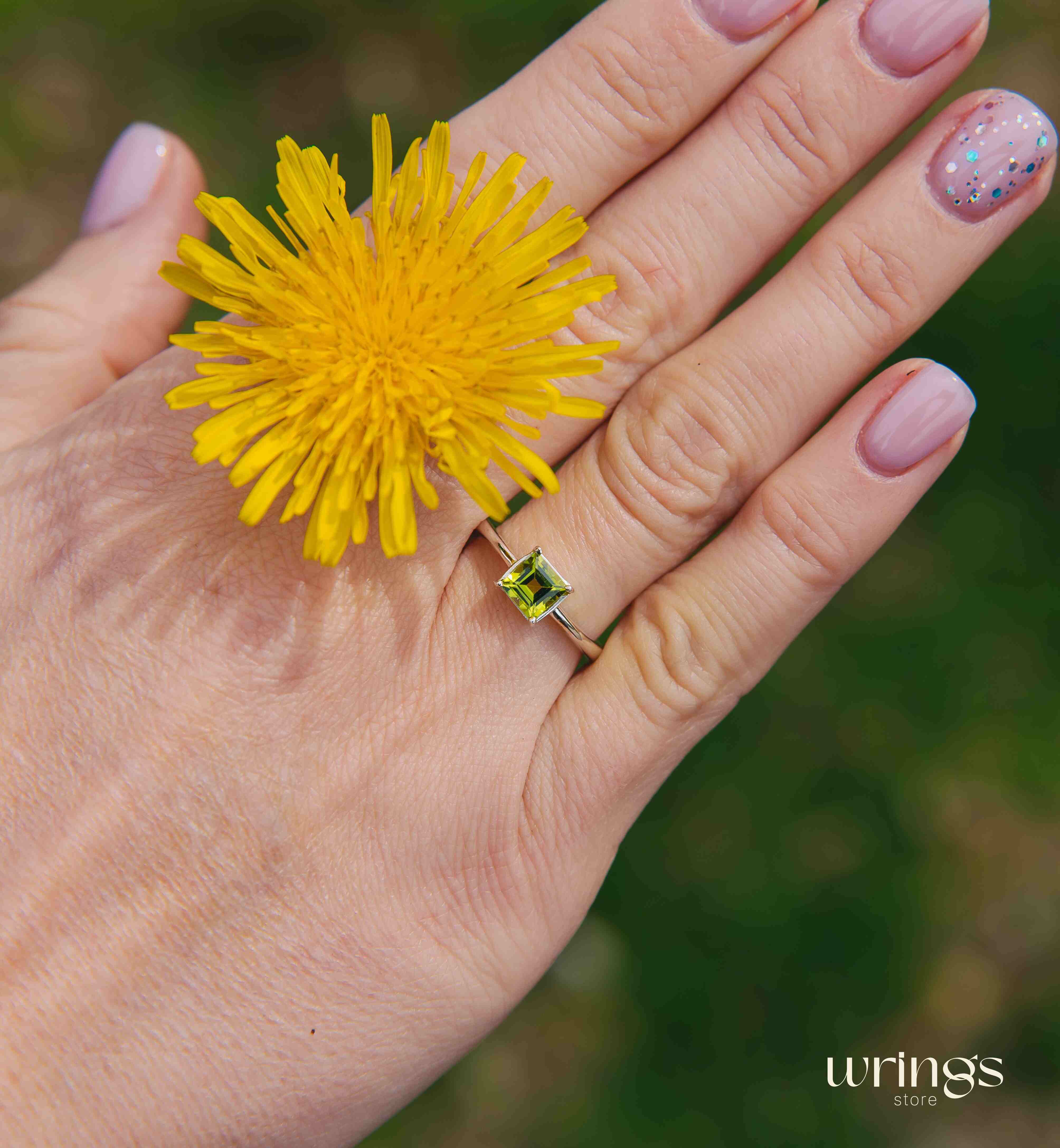 Minimalist Solitaire Square cut Peridot Ring Silver