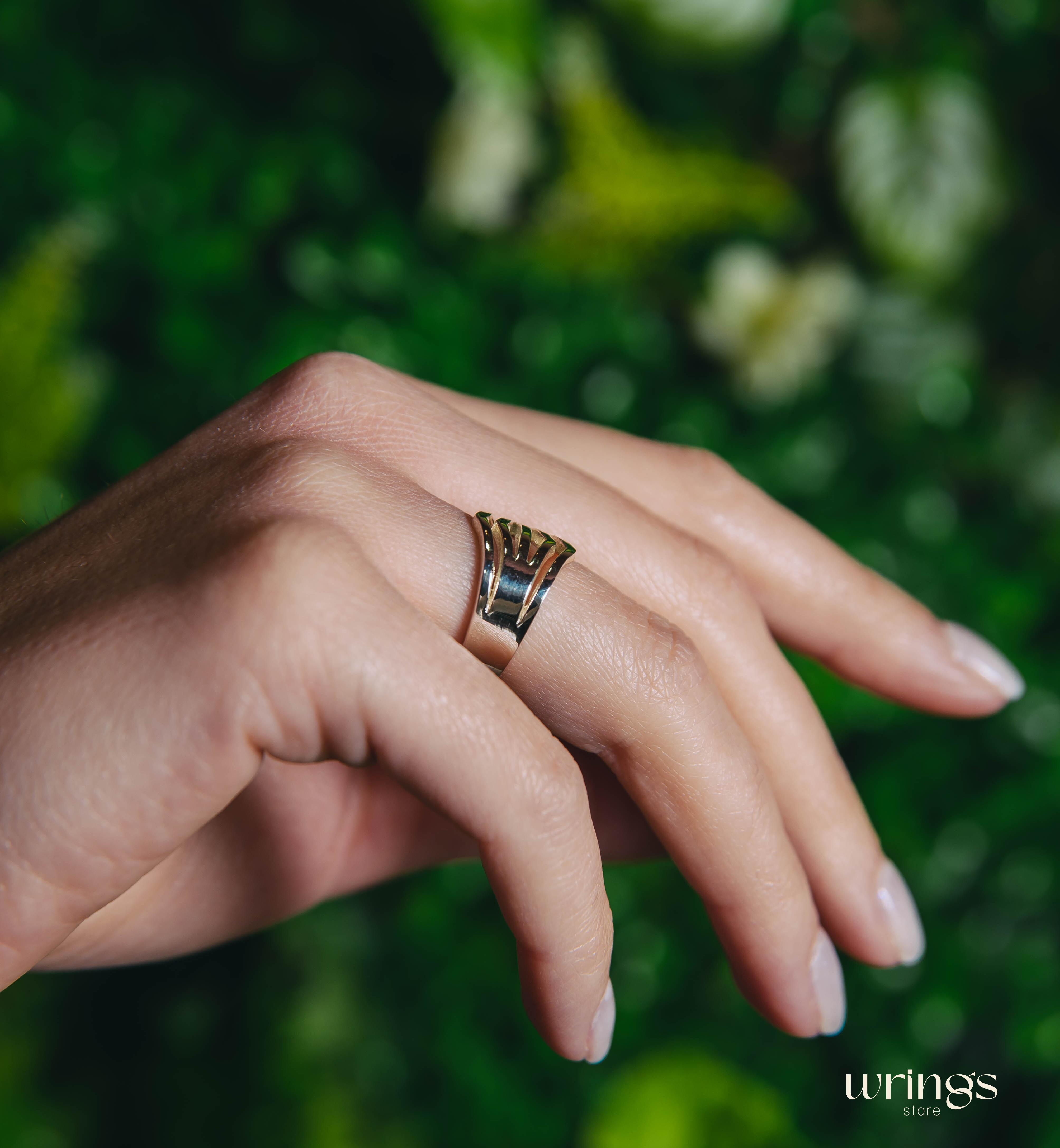 Chunky Women's Double Chevron Ring Casual Design