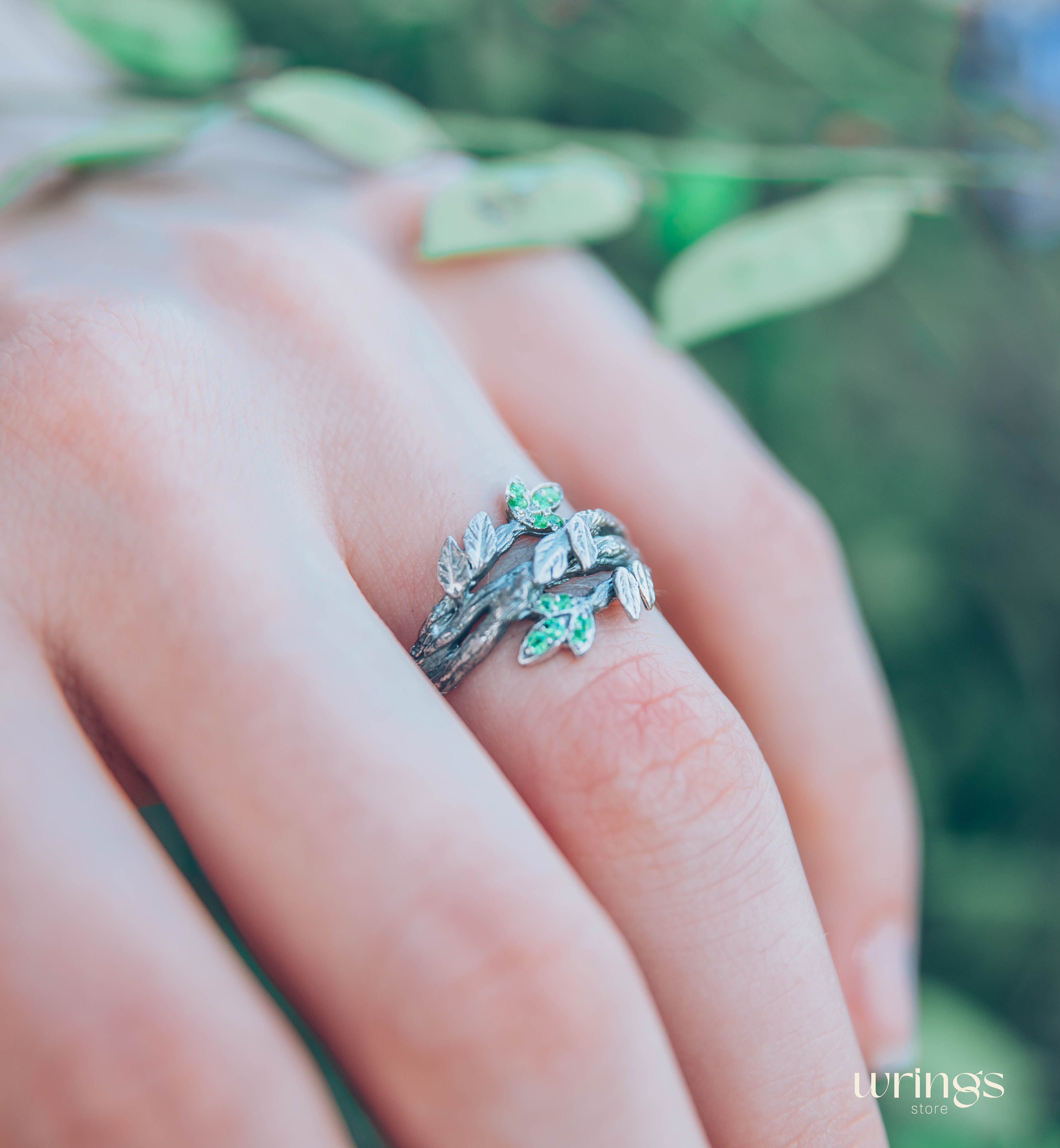 Leaves with Emeralds on the Braided Twigs Ring