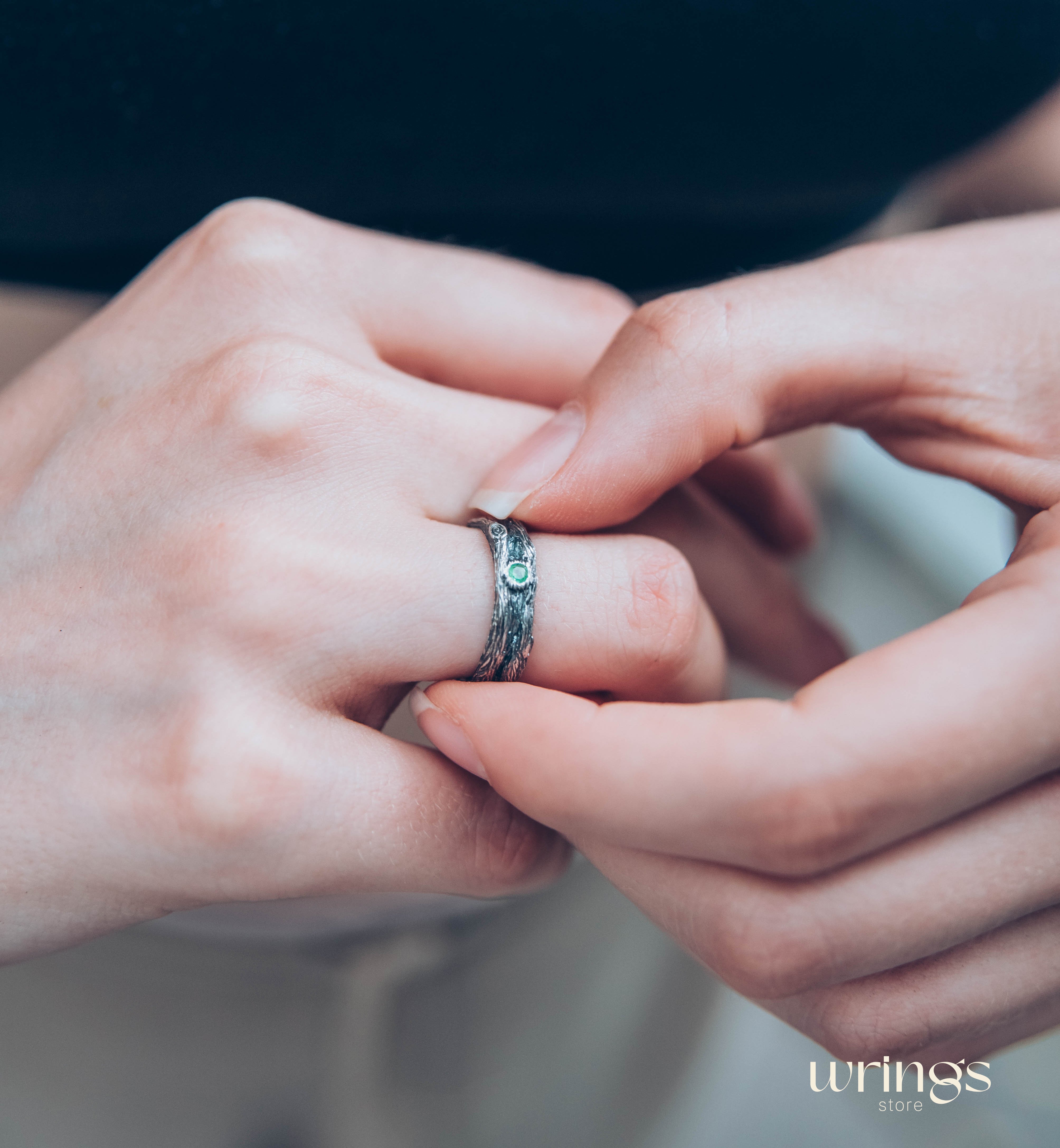 Tree Branch and knots Silver Ring with Emerald