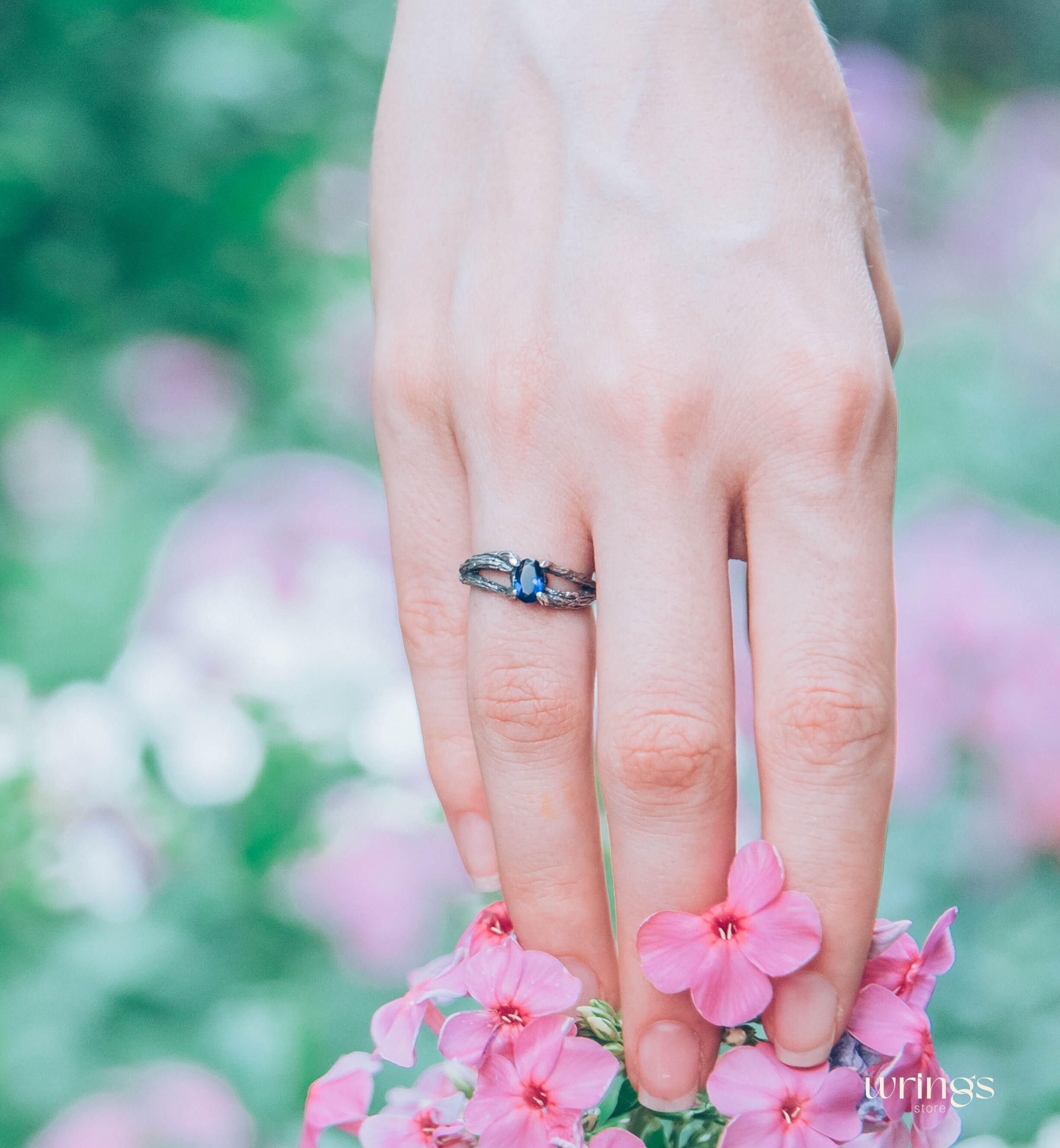 Cute Split Shank Double Branch Oval Sapphire Engagement Ring