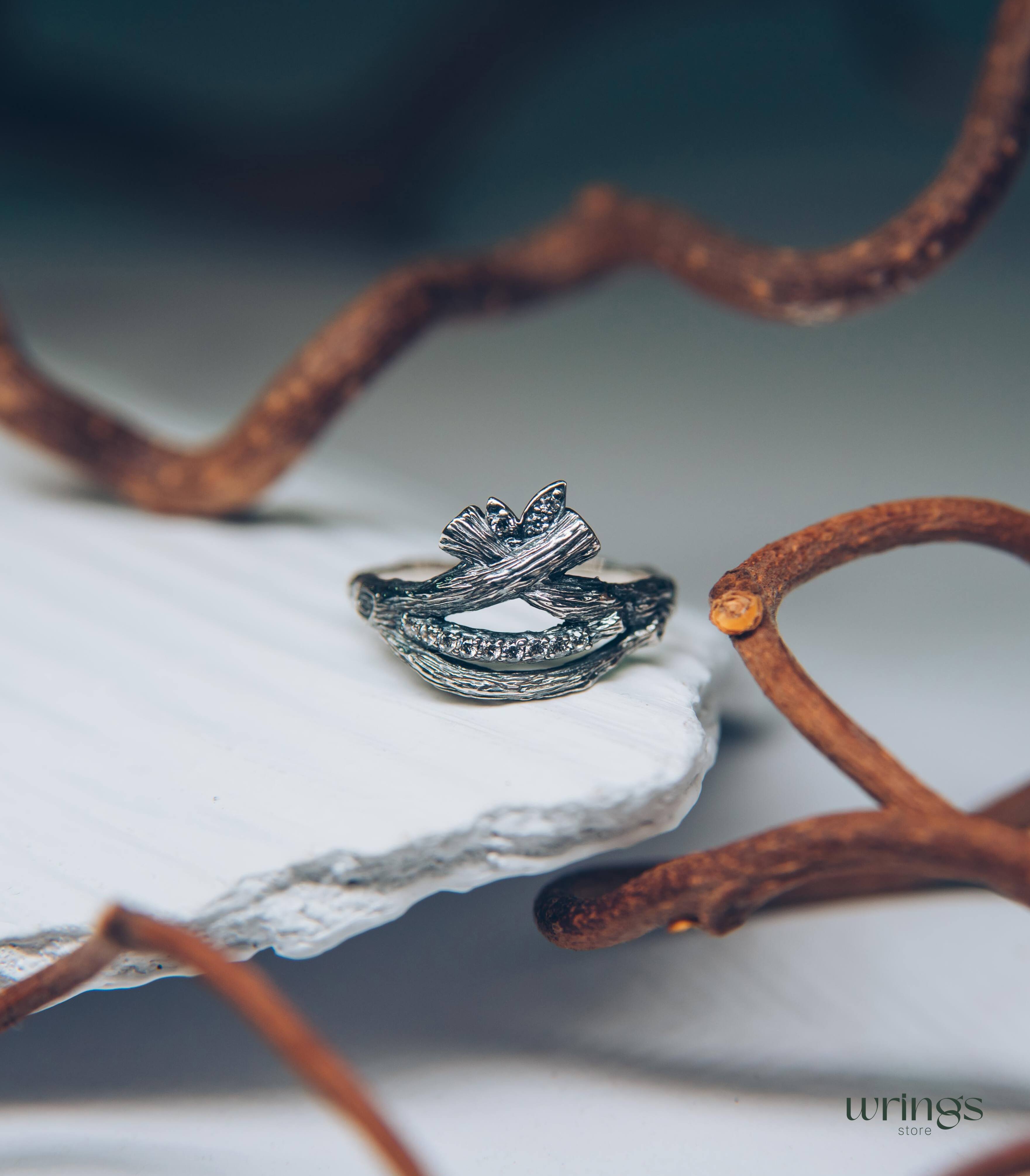 Leaves on Crossed Branches with CZ Gems Silver Ring