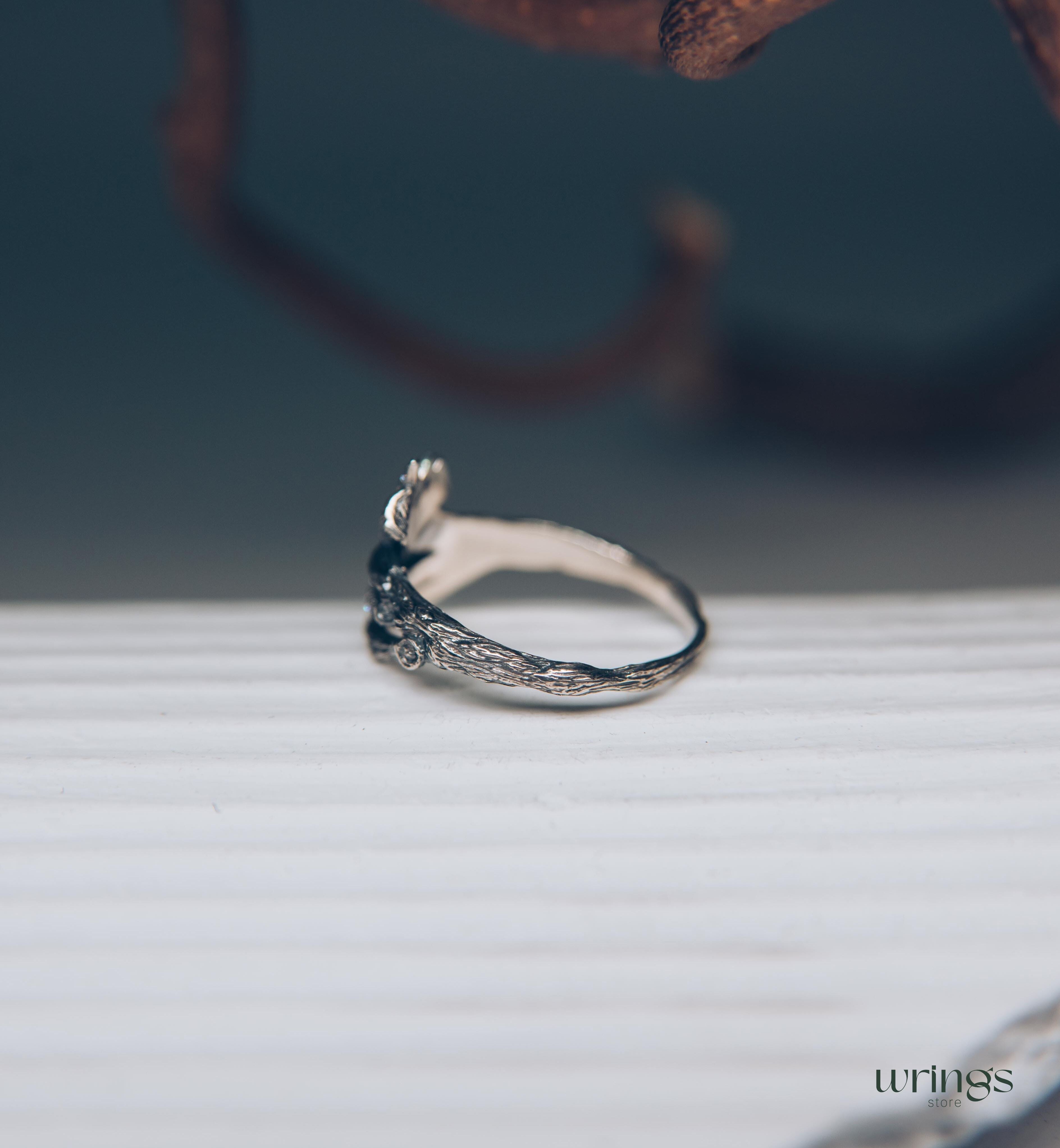 Leaves on Crossed Branches with CZ Gems Silver Ring