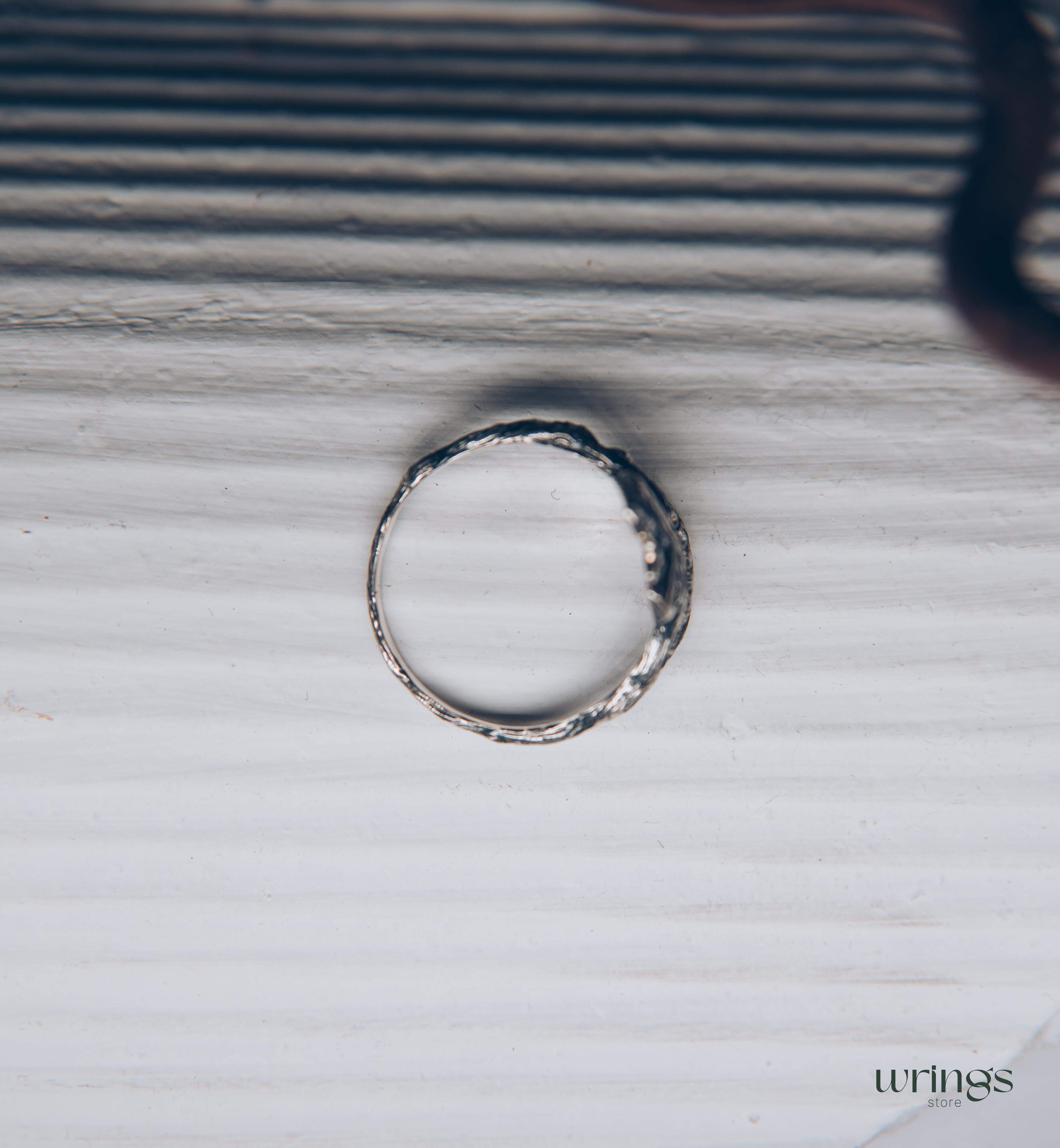 Leaves on Crossed Branches with CZ Gems Silver Ring