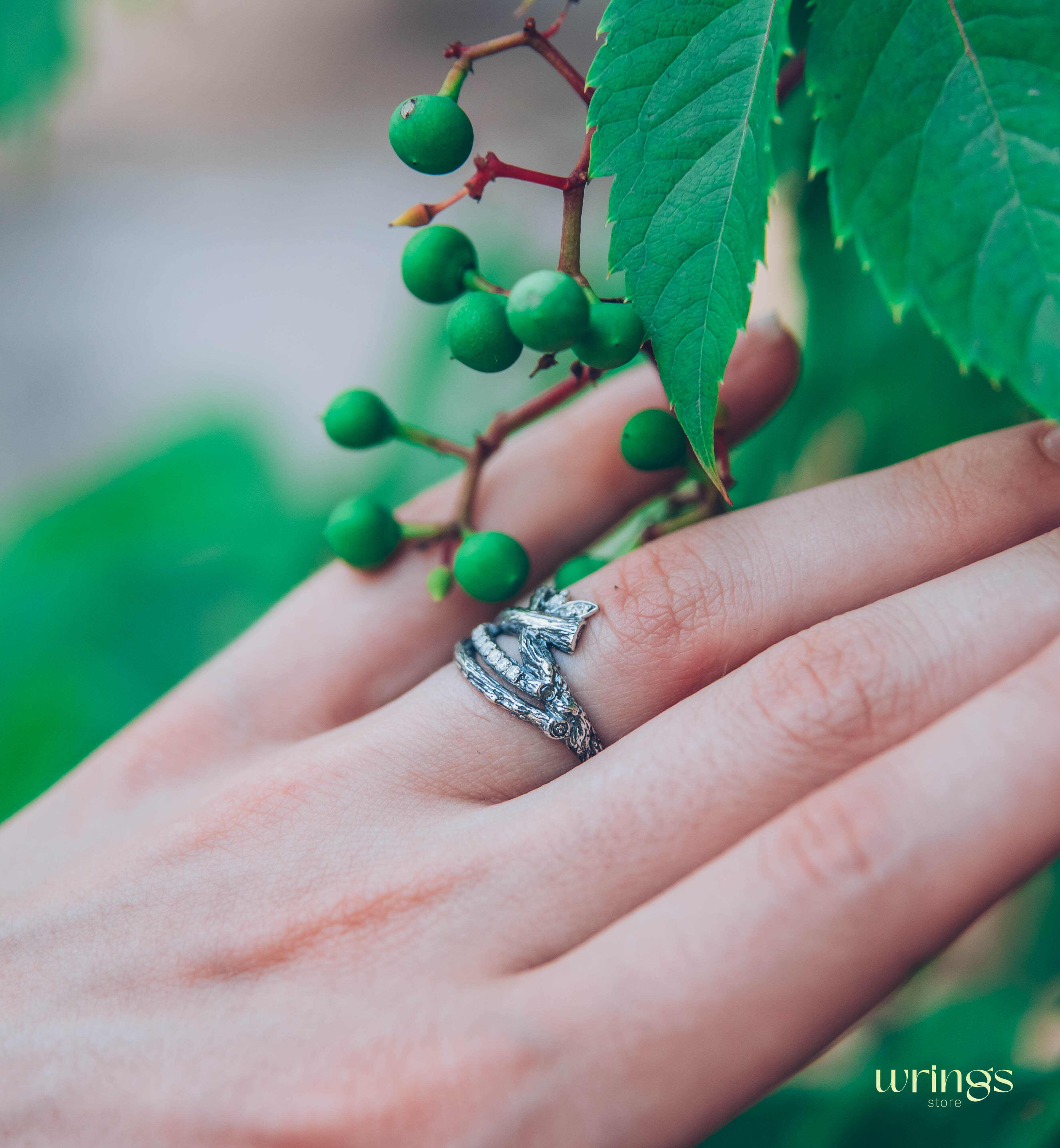 Leaves on Crossed Branches with CZ Gems Silver Ring