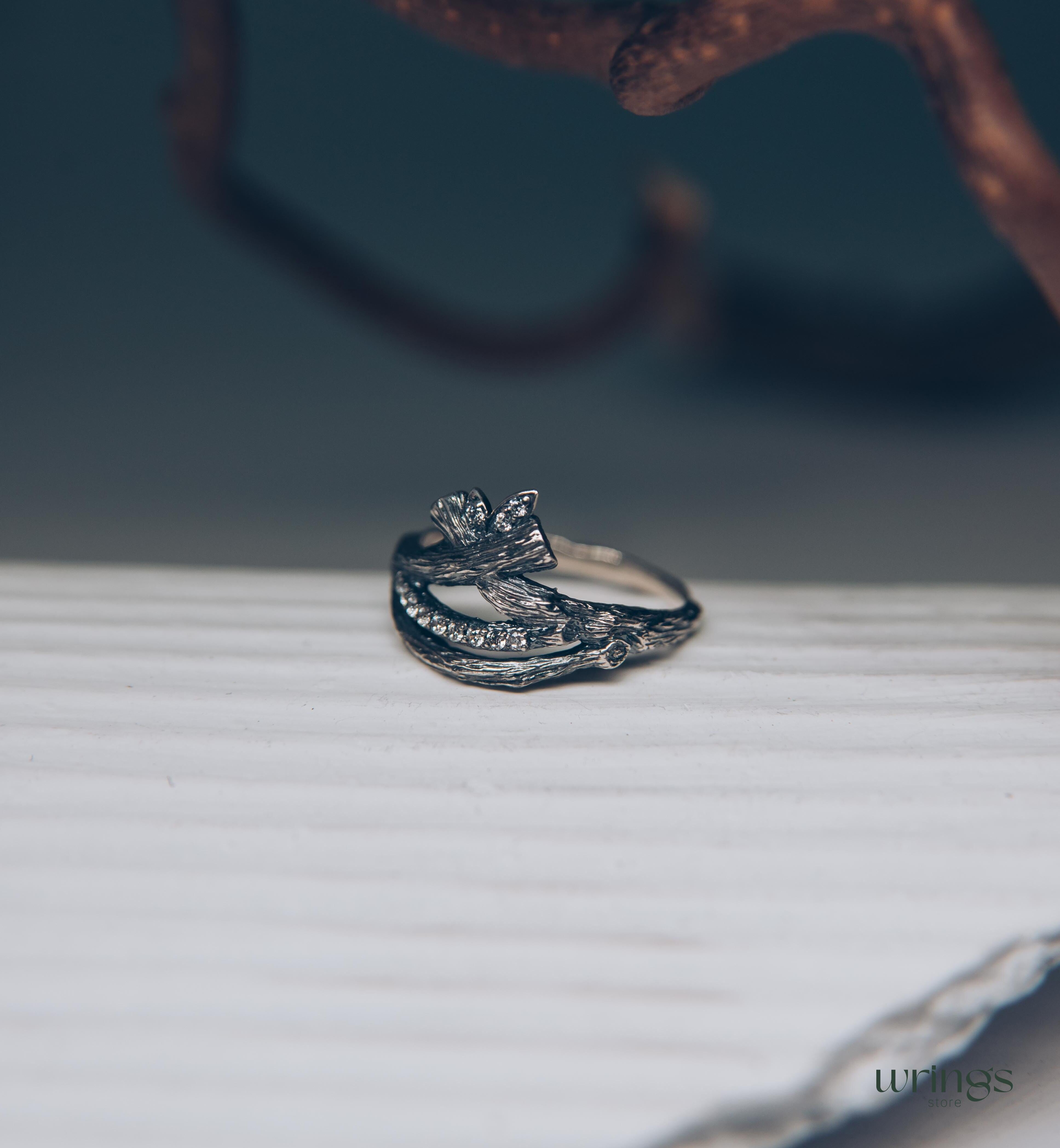 Leaves on Crossed Branches with CZ Gems Silver Ring