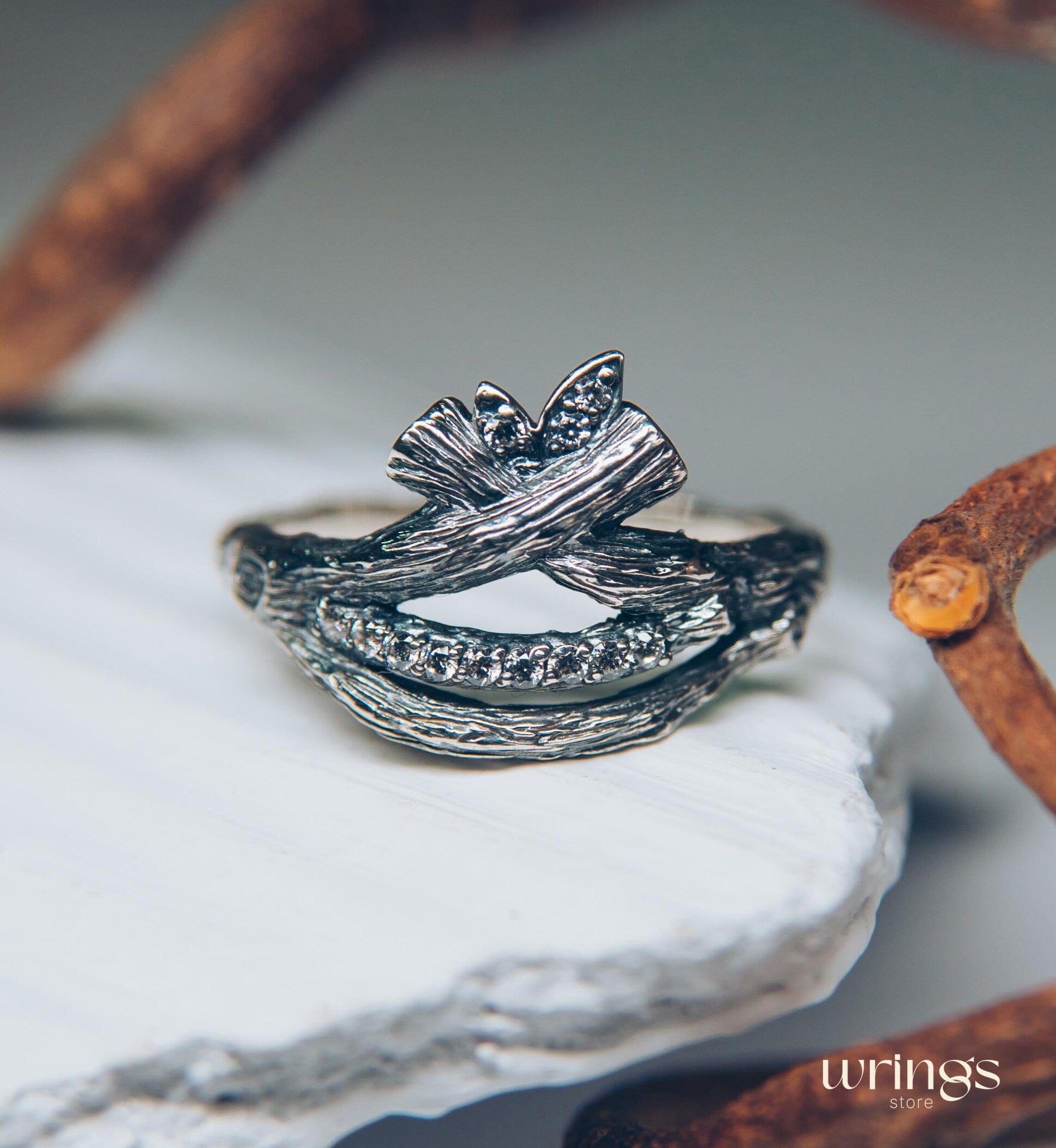 Leaves on Crossed Branches with CZ Gems Silver Ring