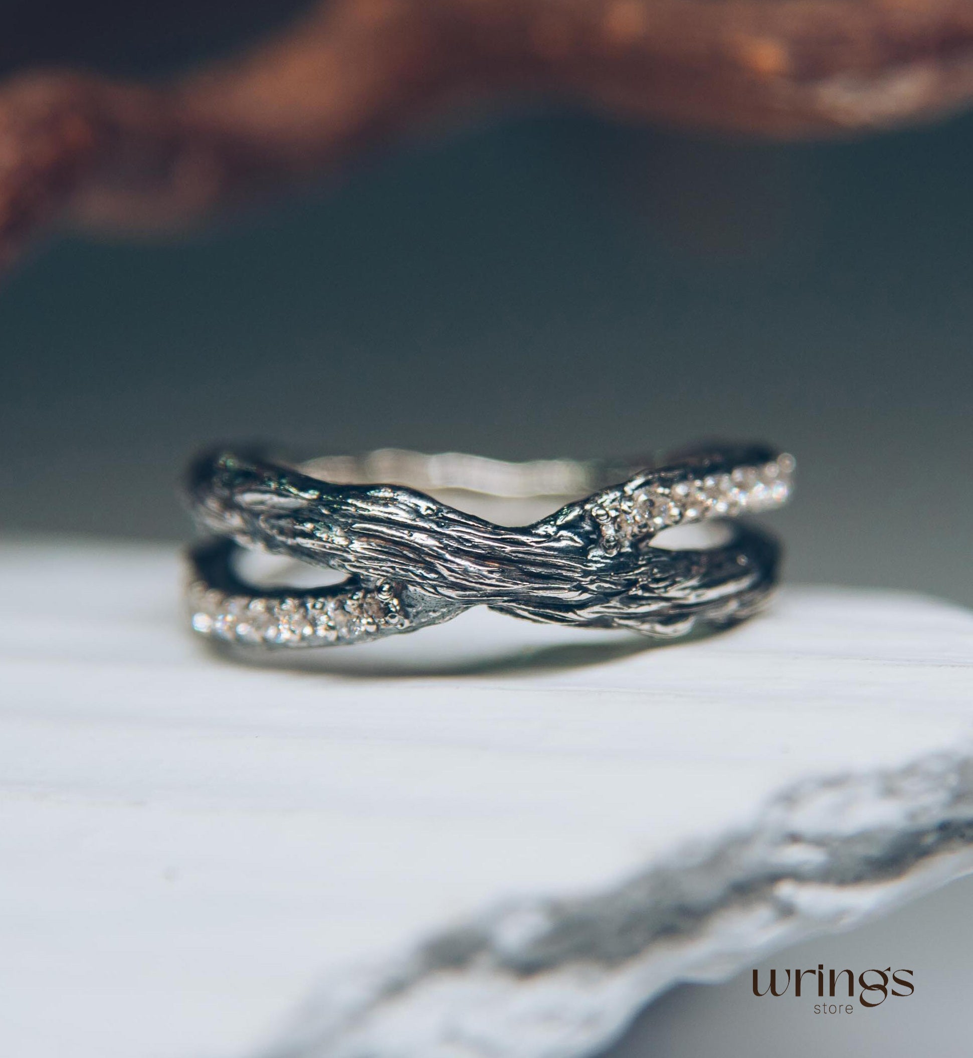 Unusual Branch Criss-Cross Ring with Cubic Zirconia