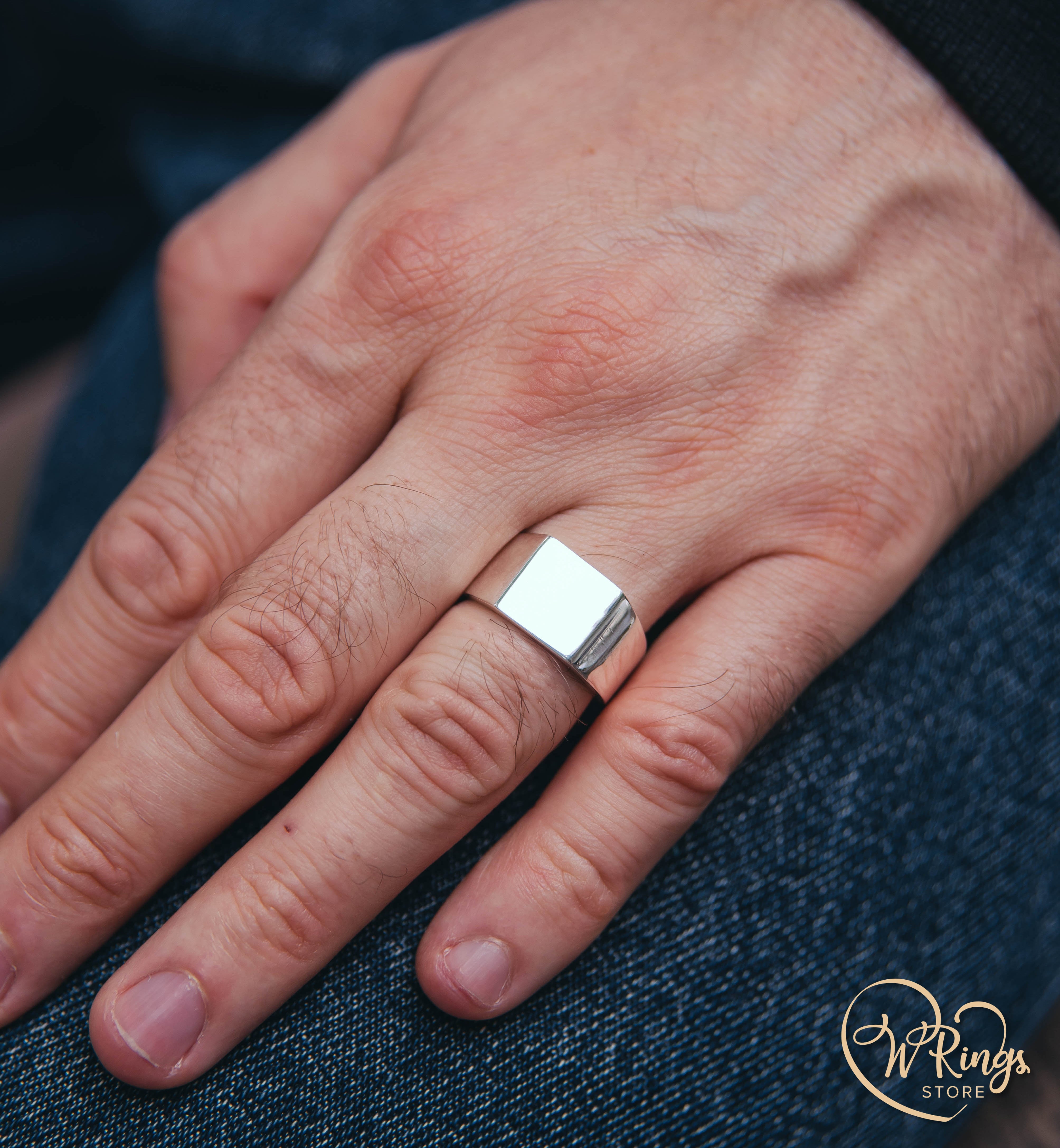 Medium Size Blank Square Signet Ring in Sterling Silver