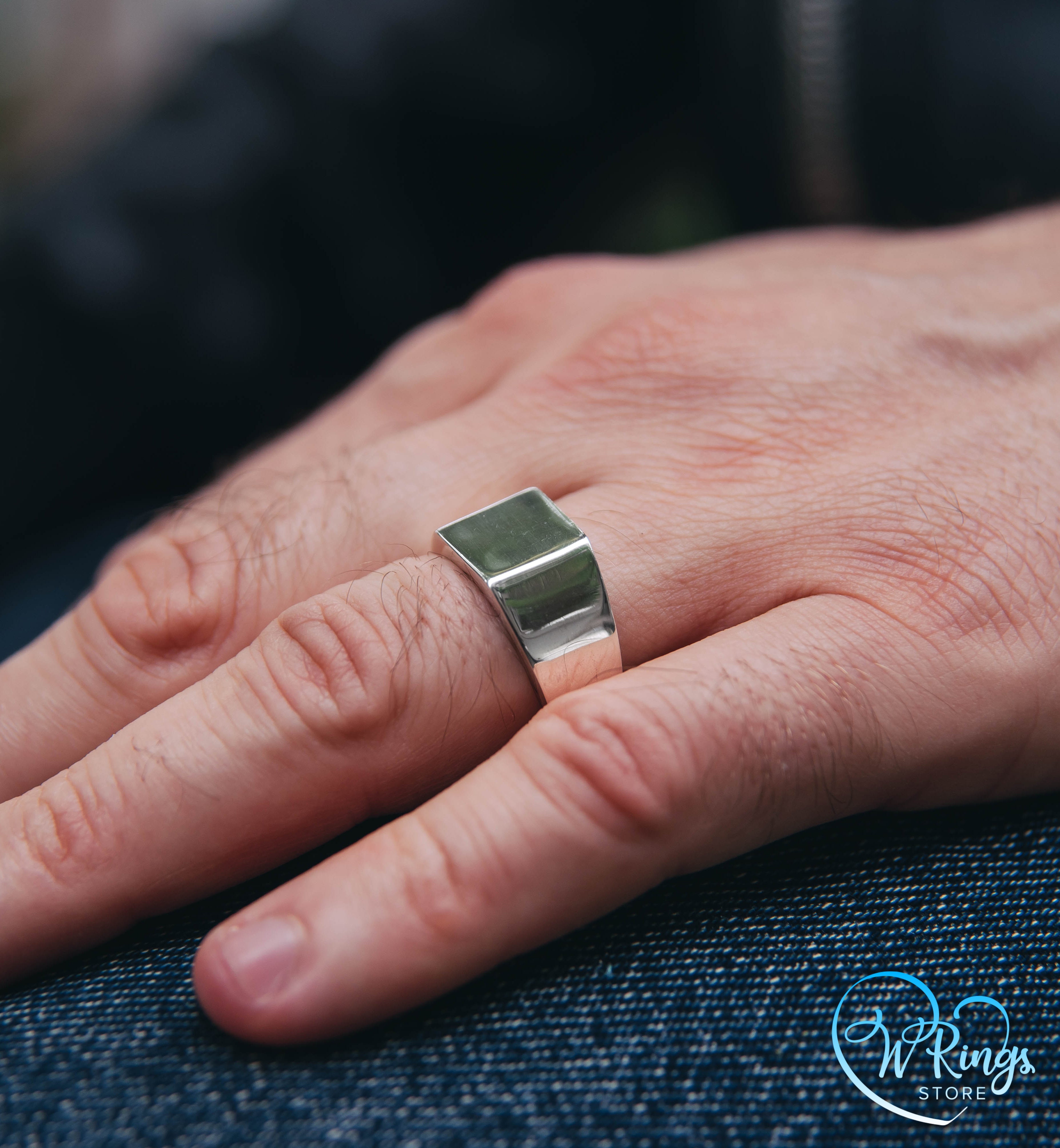 Medium Size Blank Square Signet Ring in Sterling Silver