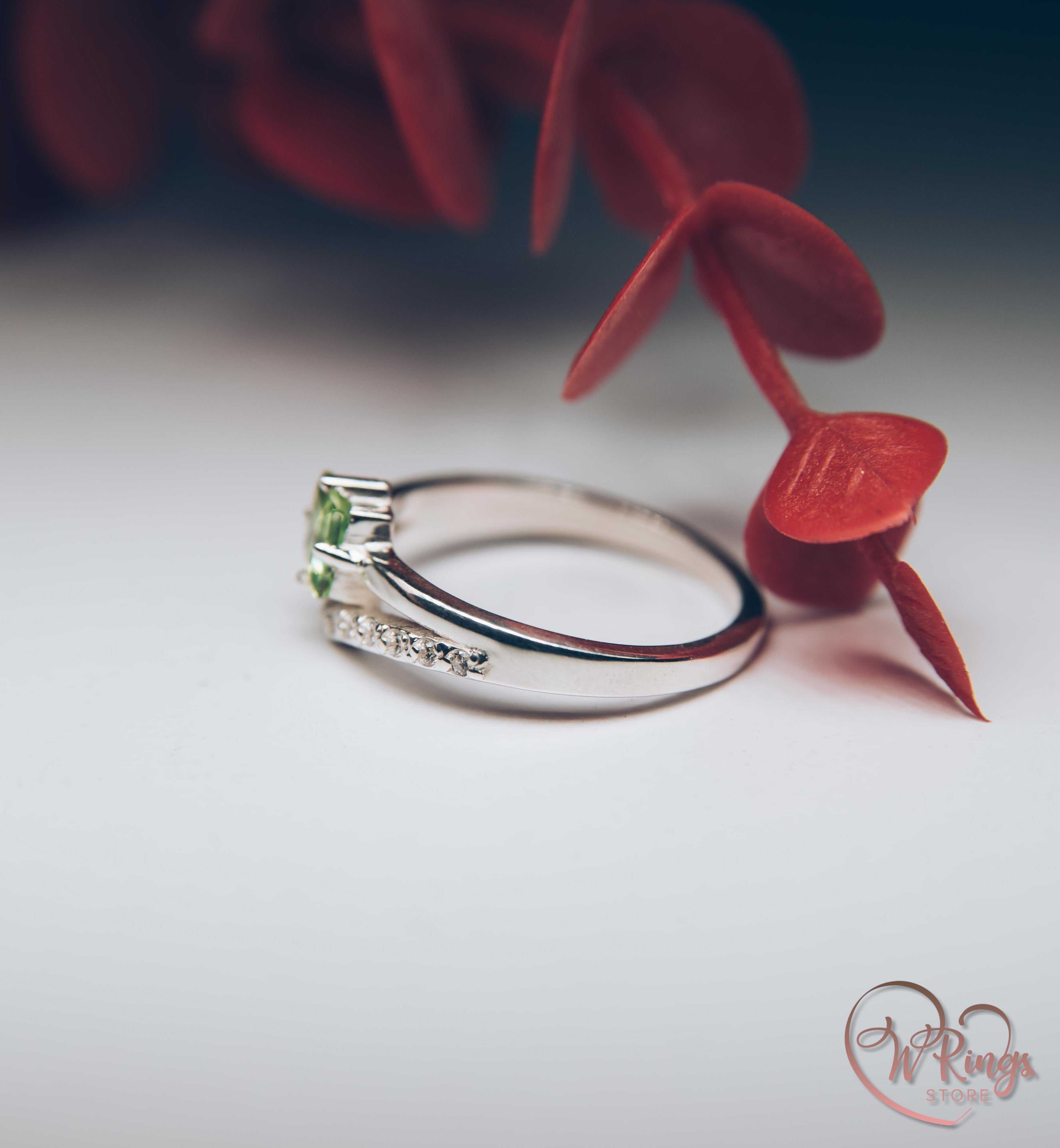 Square Peridot & Split shank Engagement Silver V Ring & Accents