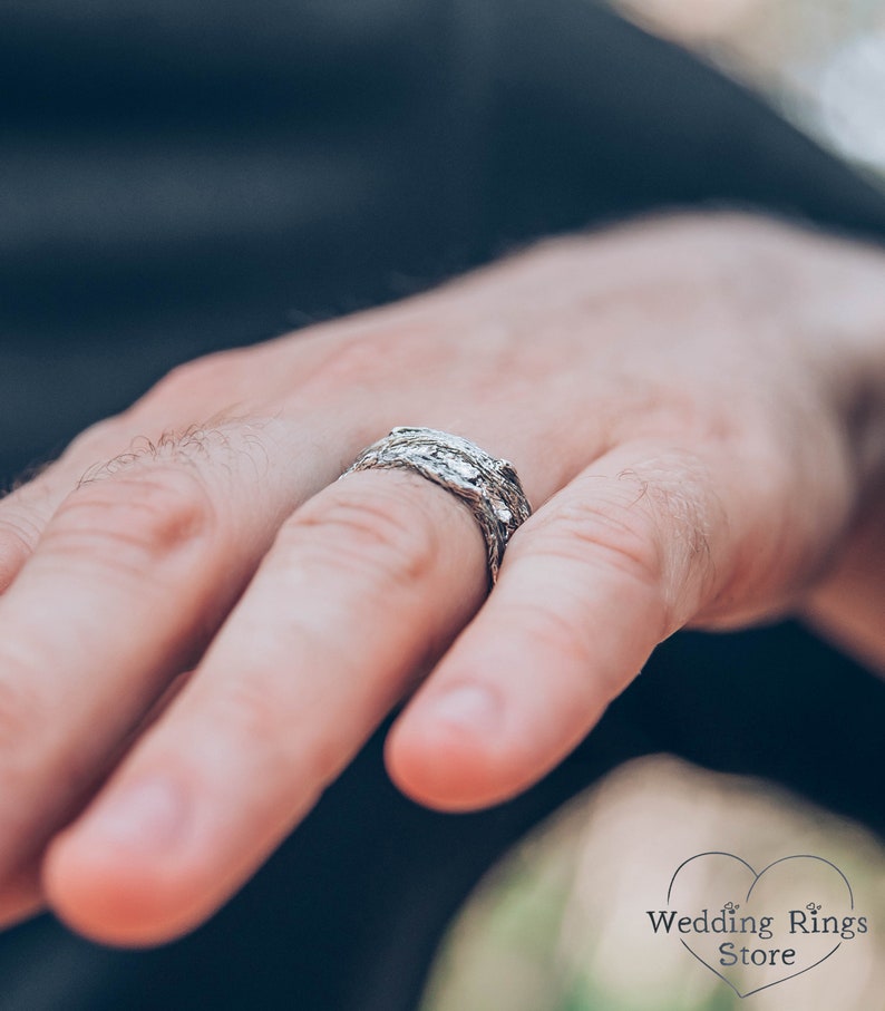Heavy Men's Silver Band Ring with Tree bark and oak Leaves