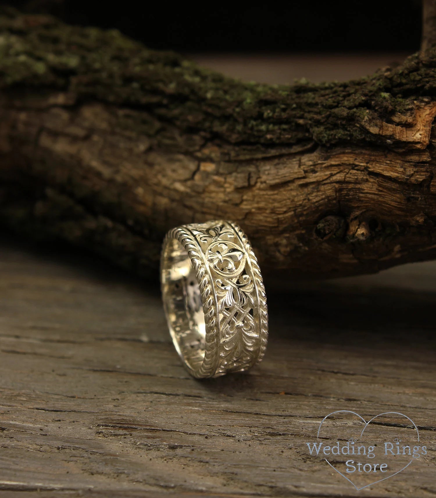 Fleur de Lis Vintage style Filigree Silver Wedding Band