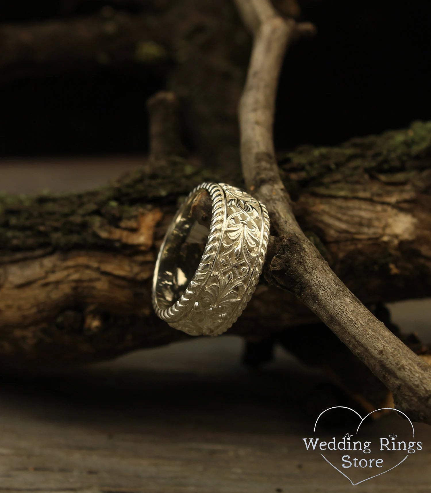 Fleur de Lis Vintage style Filigree Silver Wedding Band