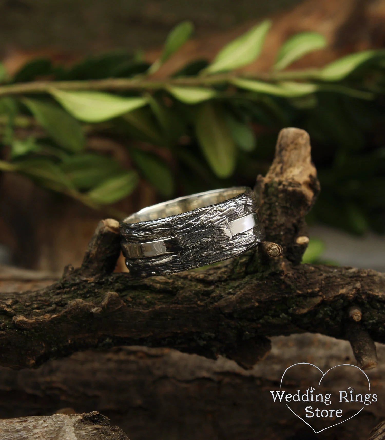 Forest Woodbark & Heart Men's Wide Wedding Band Silver