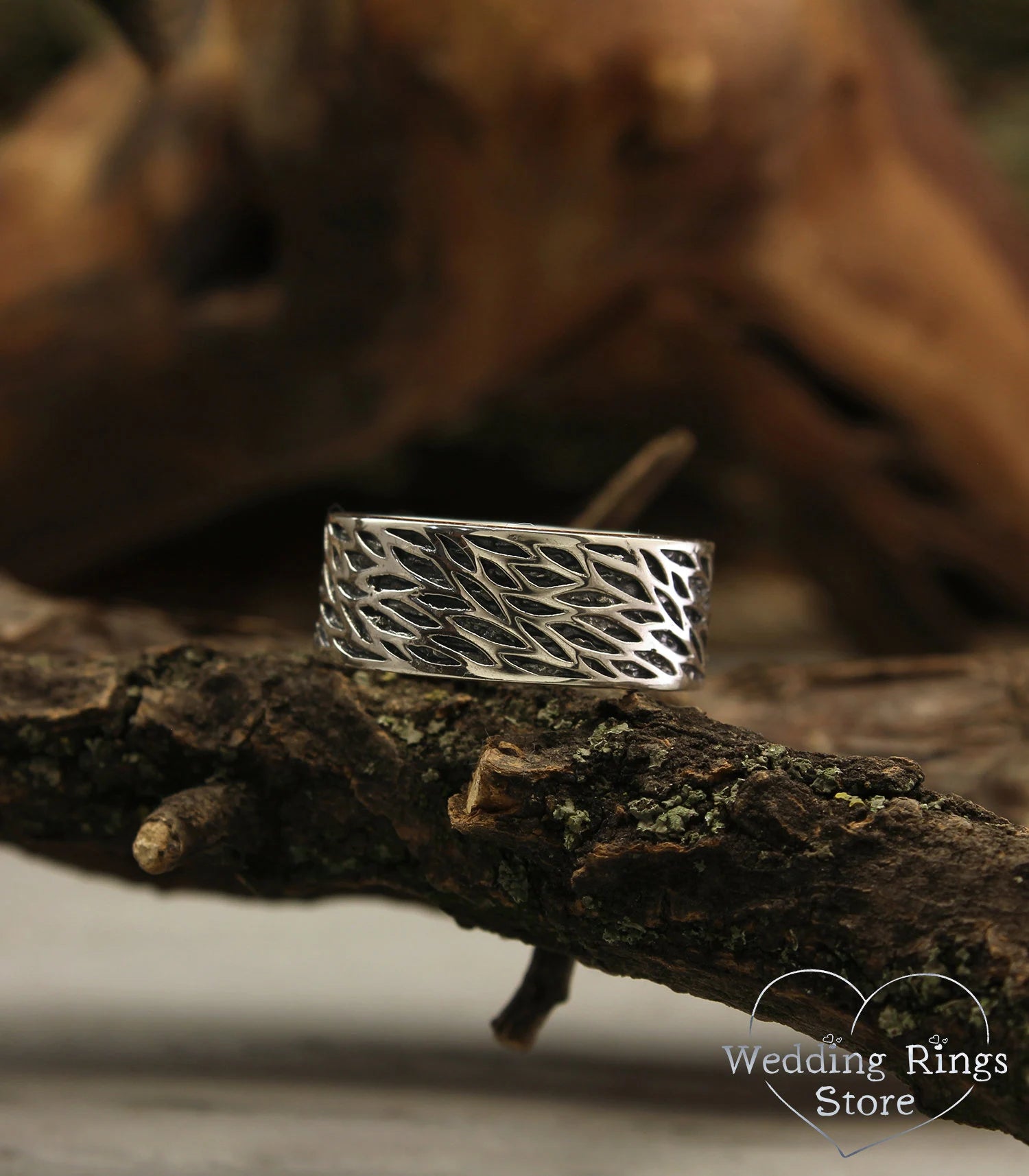 Stylish Leaves Sterling Silver Wedding Band in Vintage style