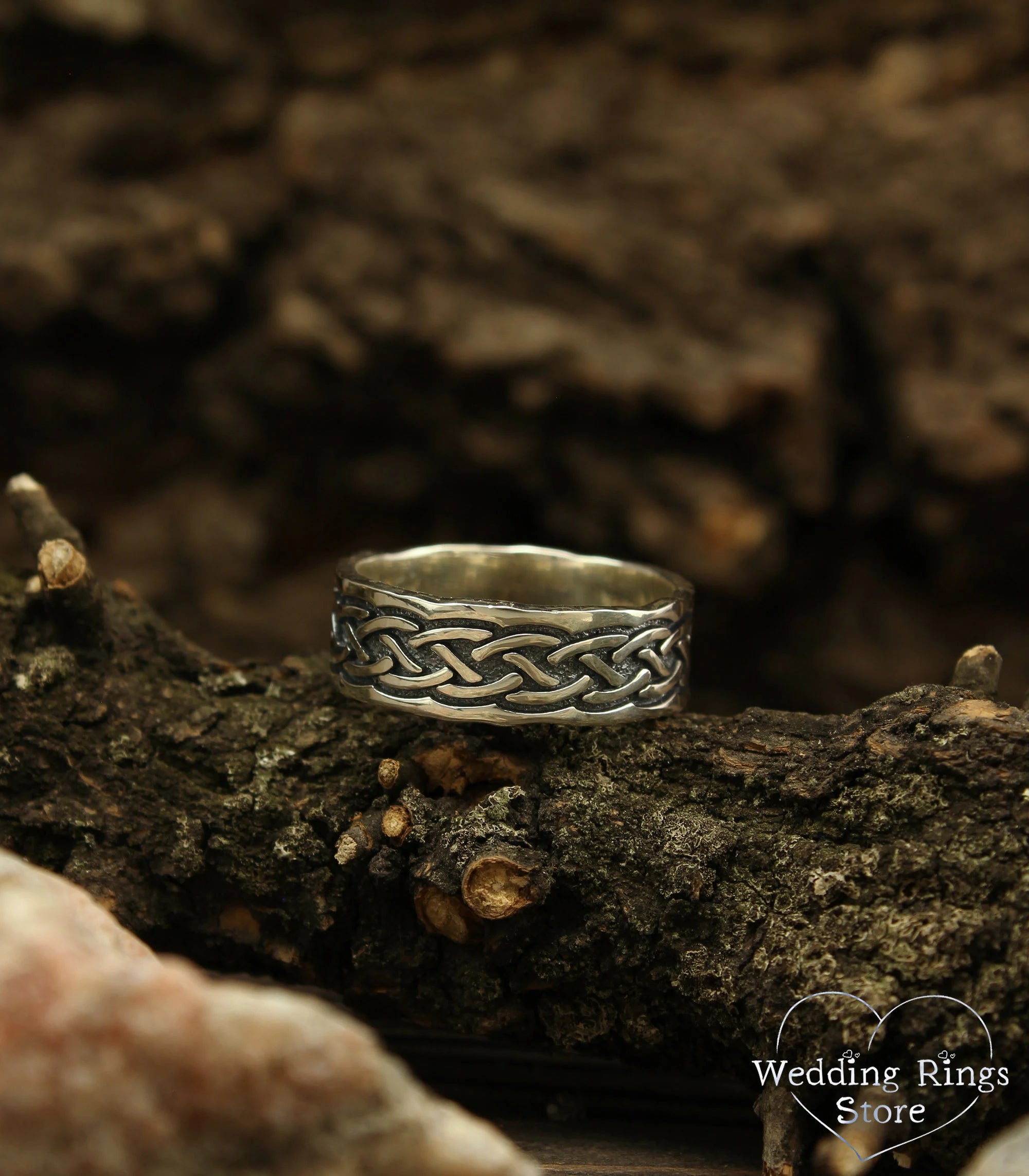 Wide Silver Celtic Knot Wedding Band in Vintage style
