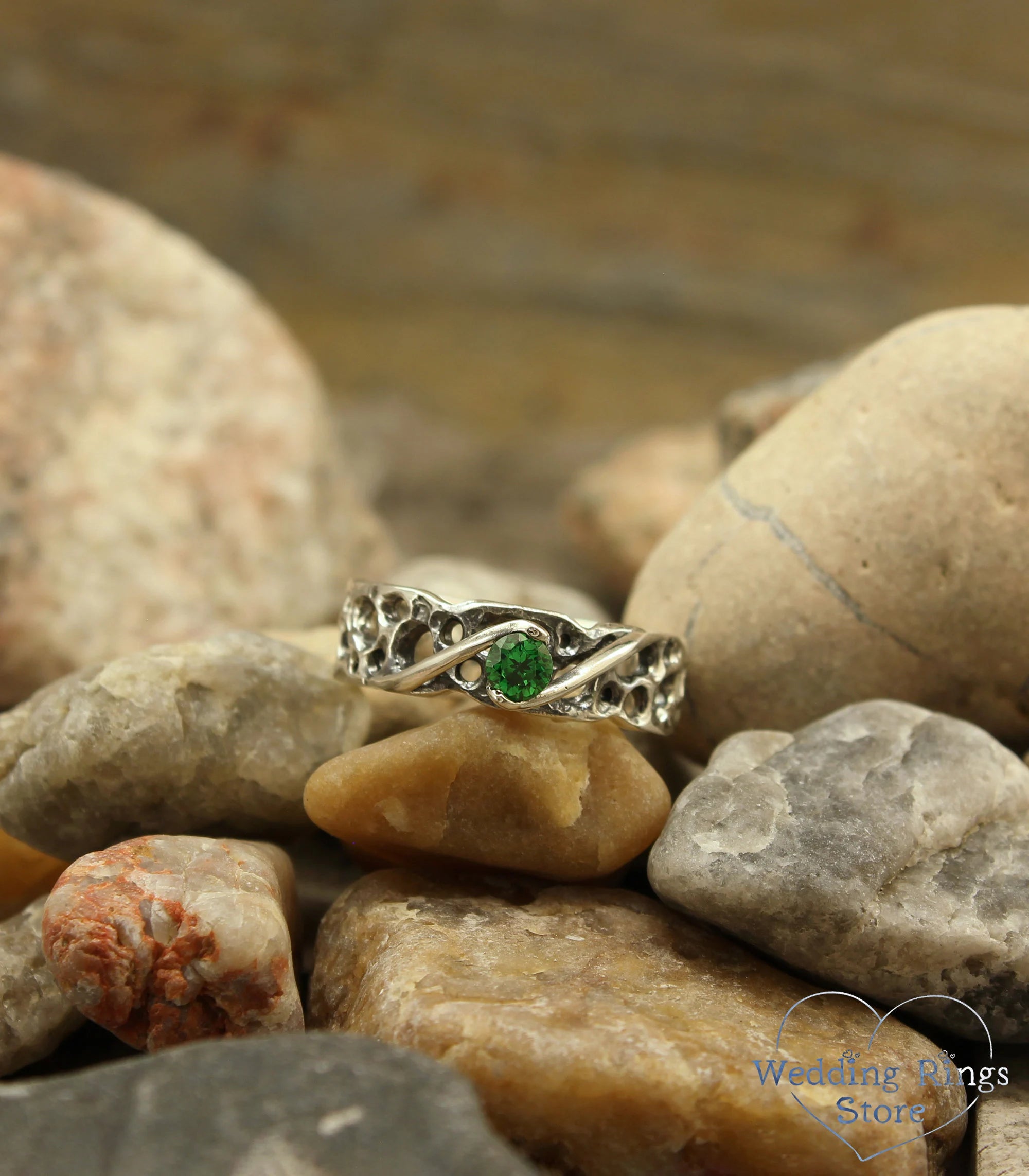 Women's Silver Ocean Engagement Ring with Emerald