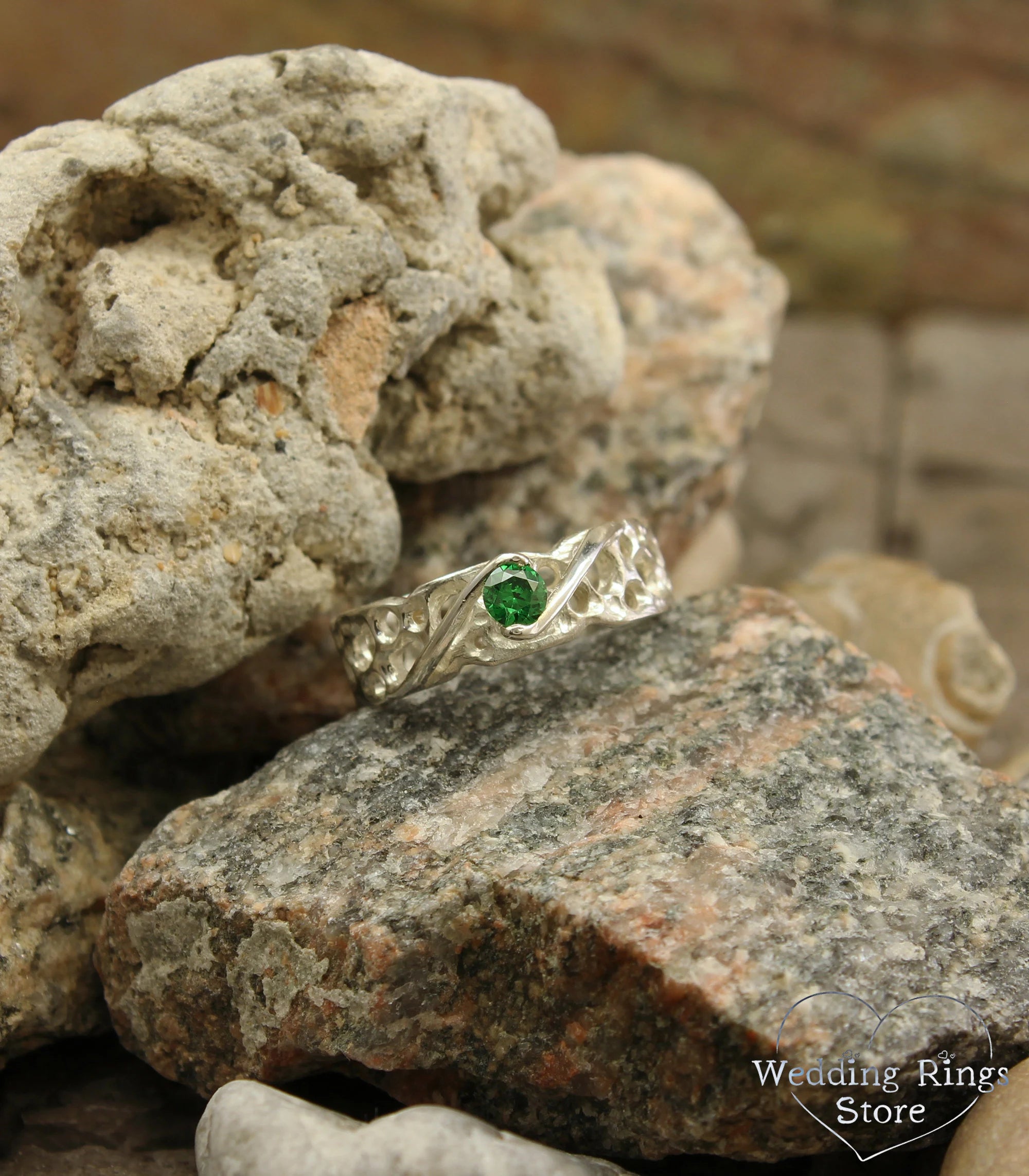 Women's Silver Ocean Engagement Ring with Emerald