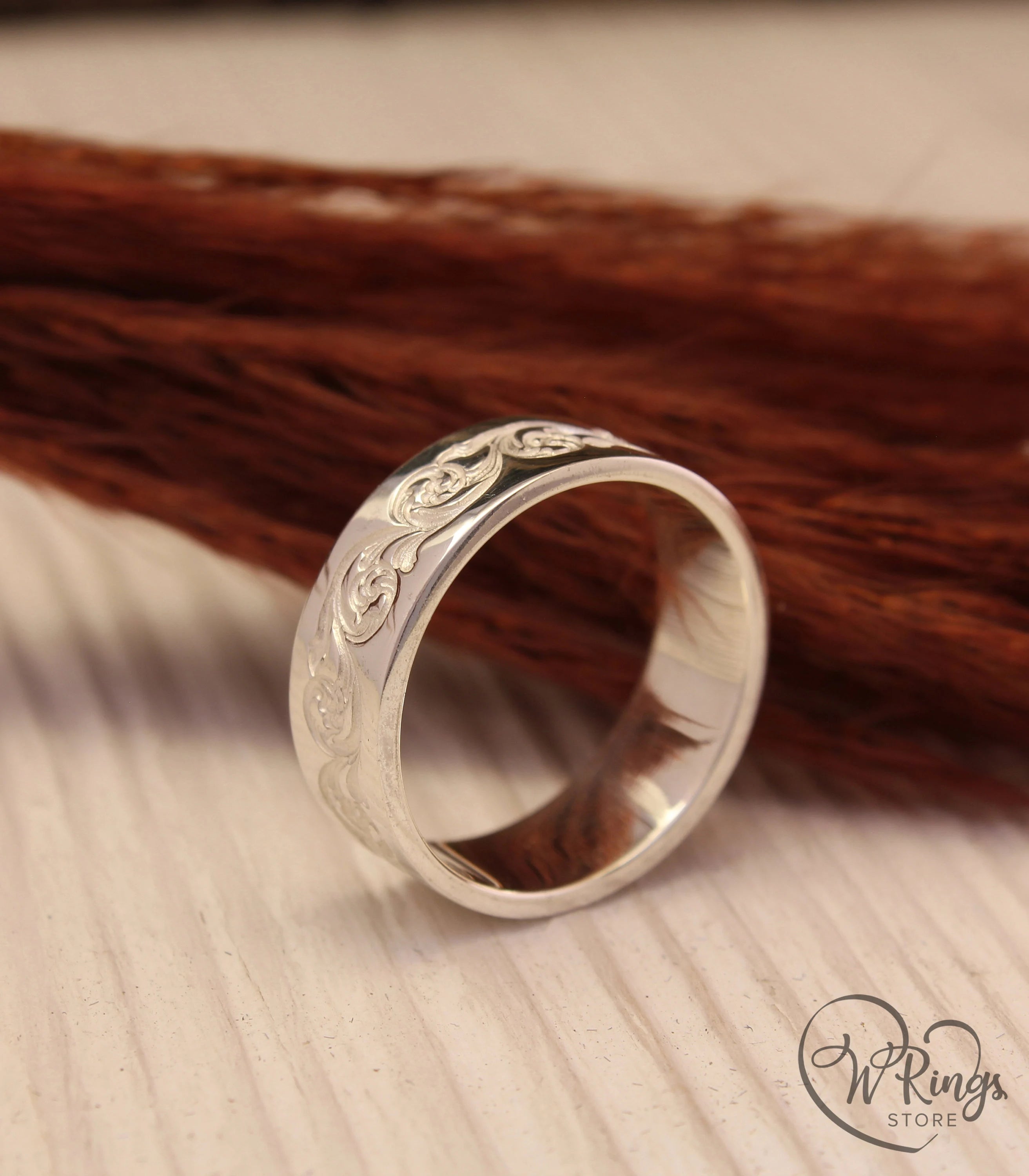 Vintage style Silver Wedding Band with Engraved Vines