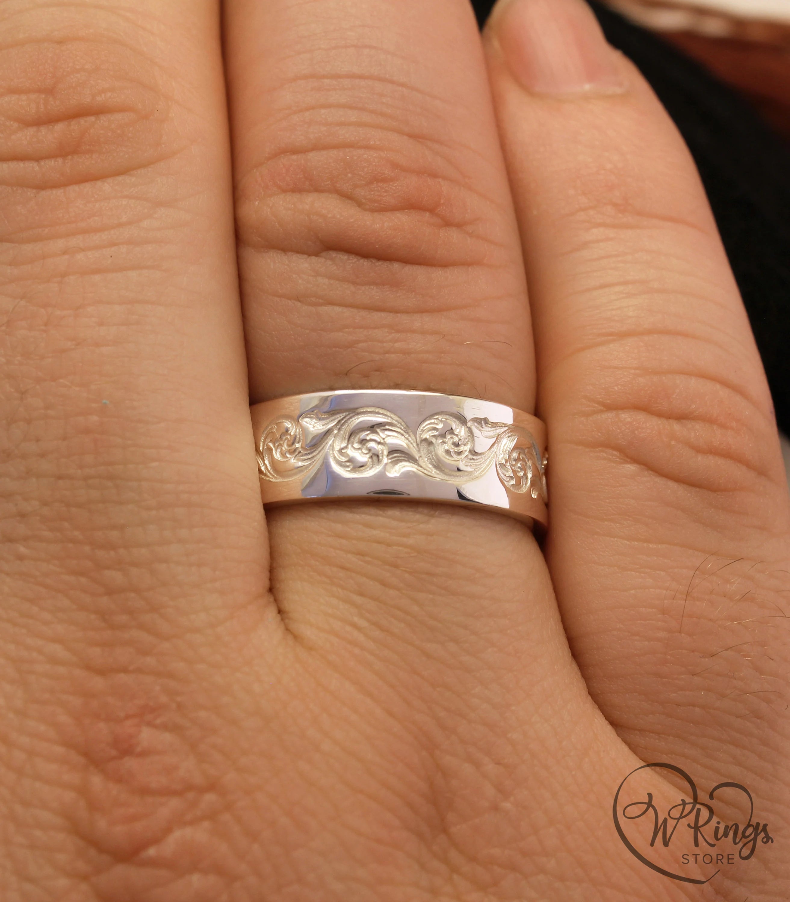 Vintage style Silver Wedding Band with Engraved Vines
