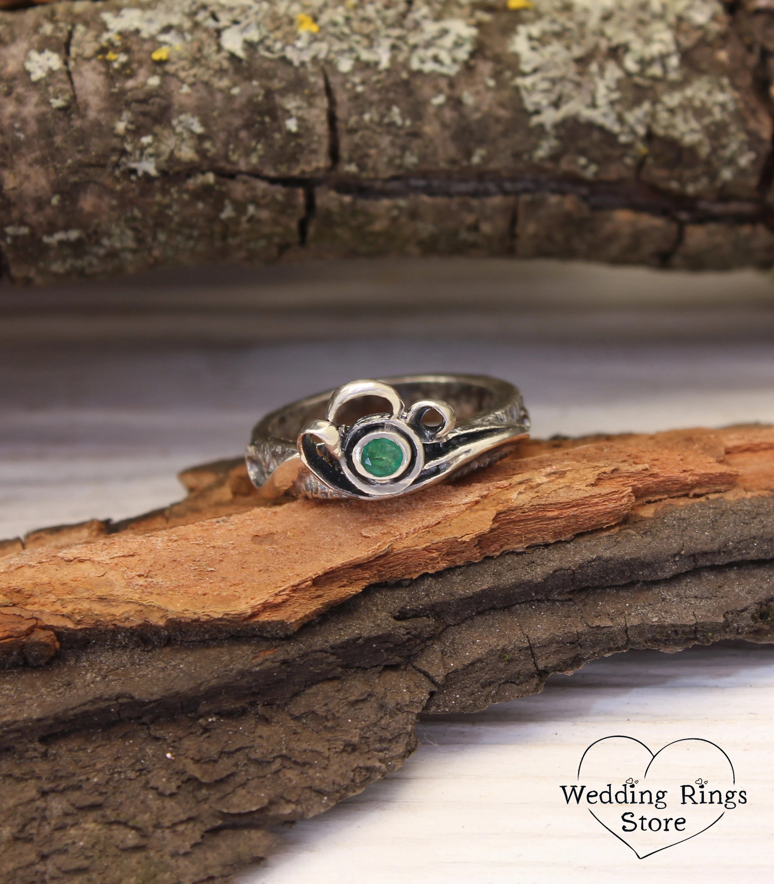 Green Lab Emerald Engagement Ring with Weave Leaves made in Silver