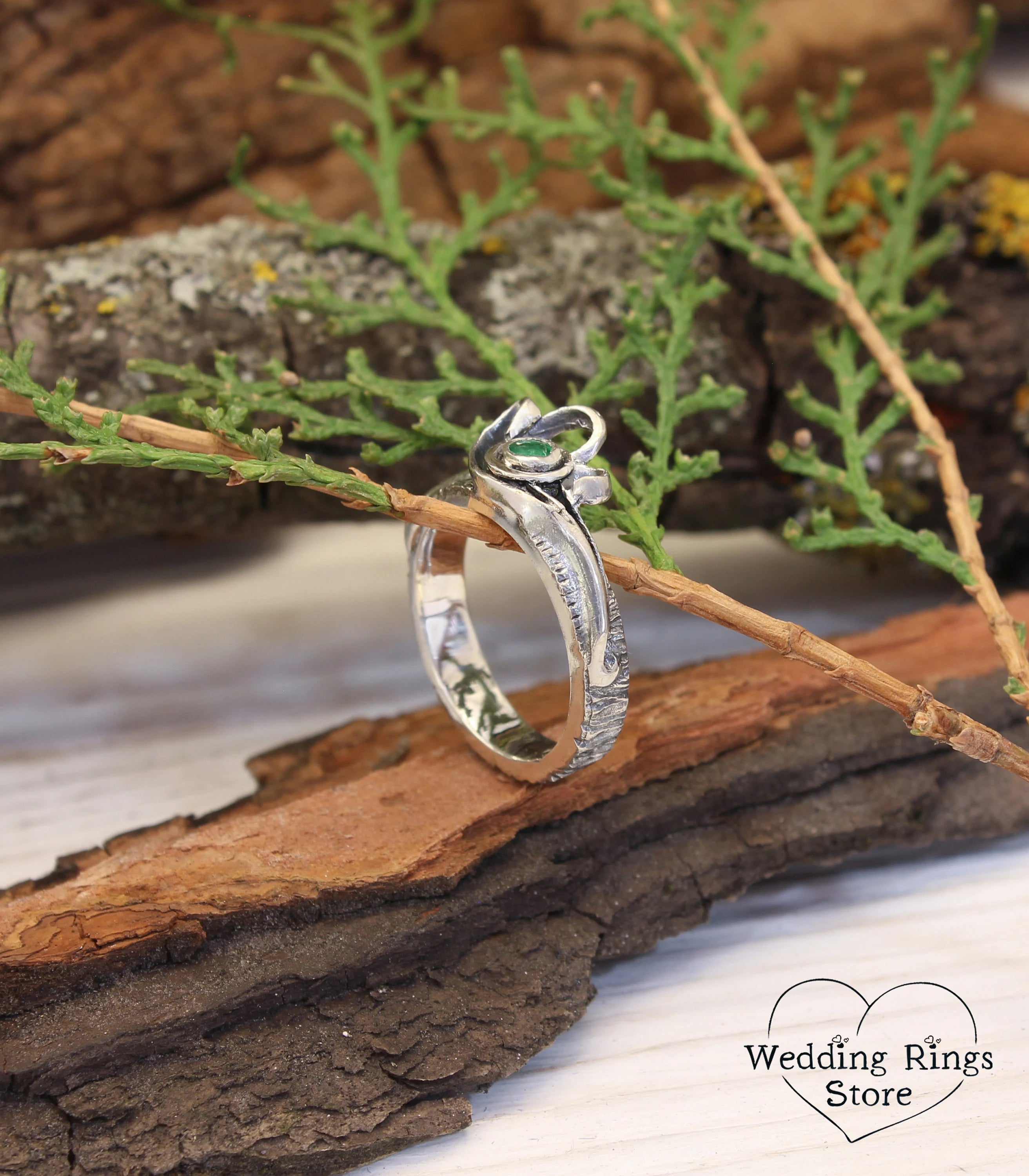 Green Lab Emerald Engagement Ring with Weave Leaves made in Silver