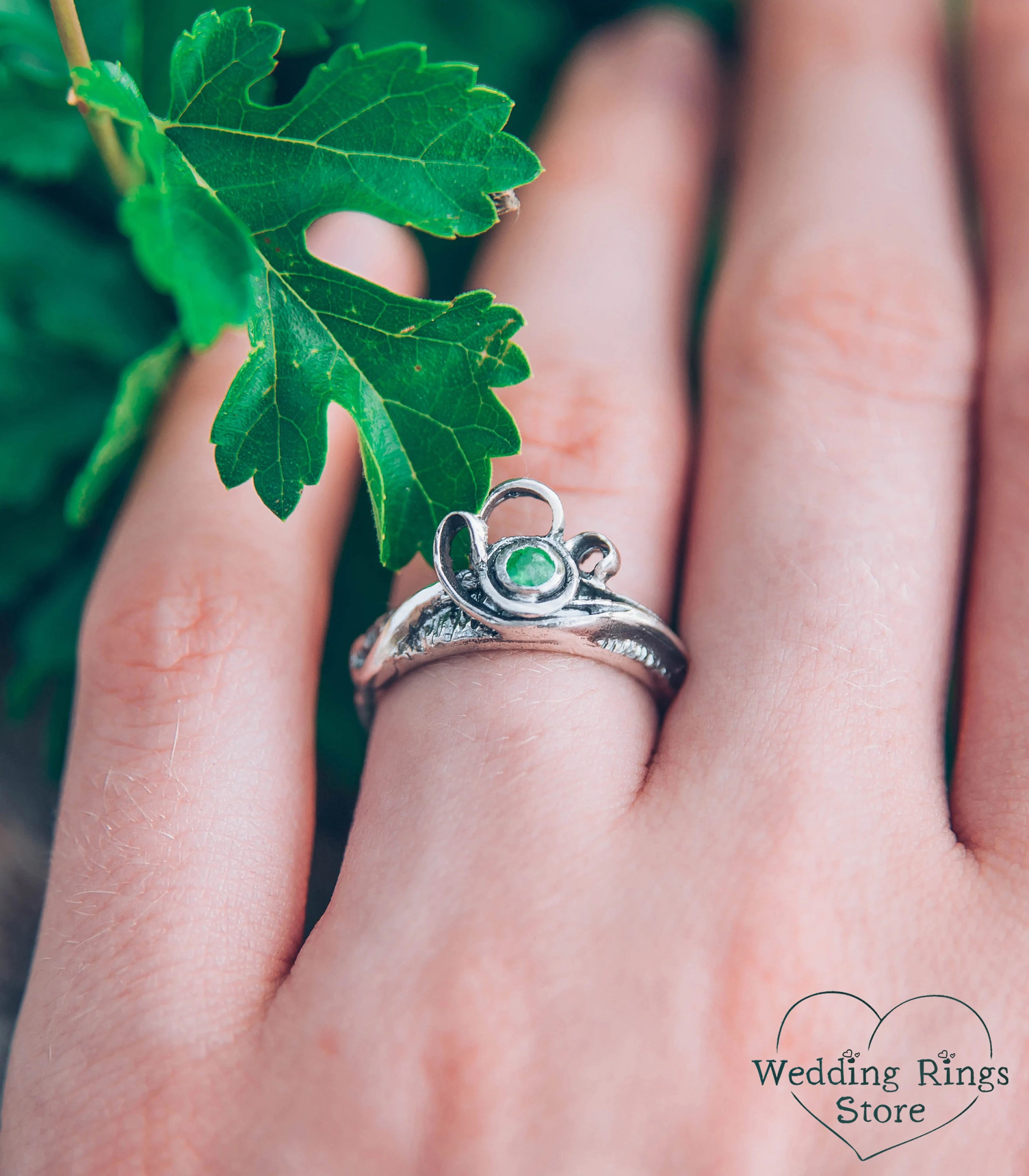 Green Lab Emerald Engagement Ring with Weave Leaves made in Silver