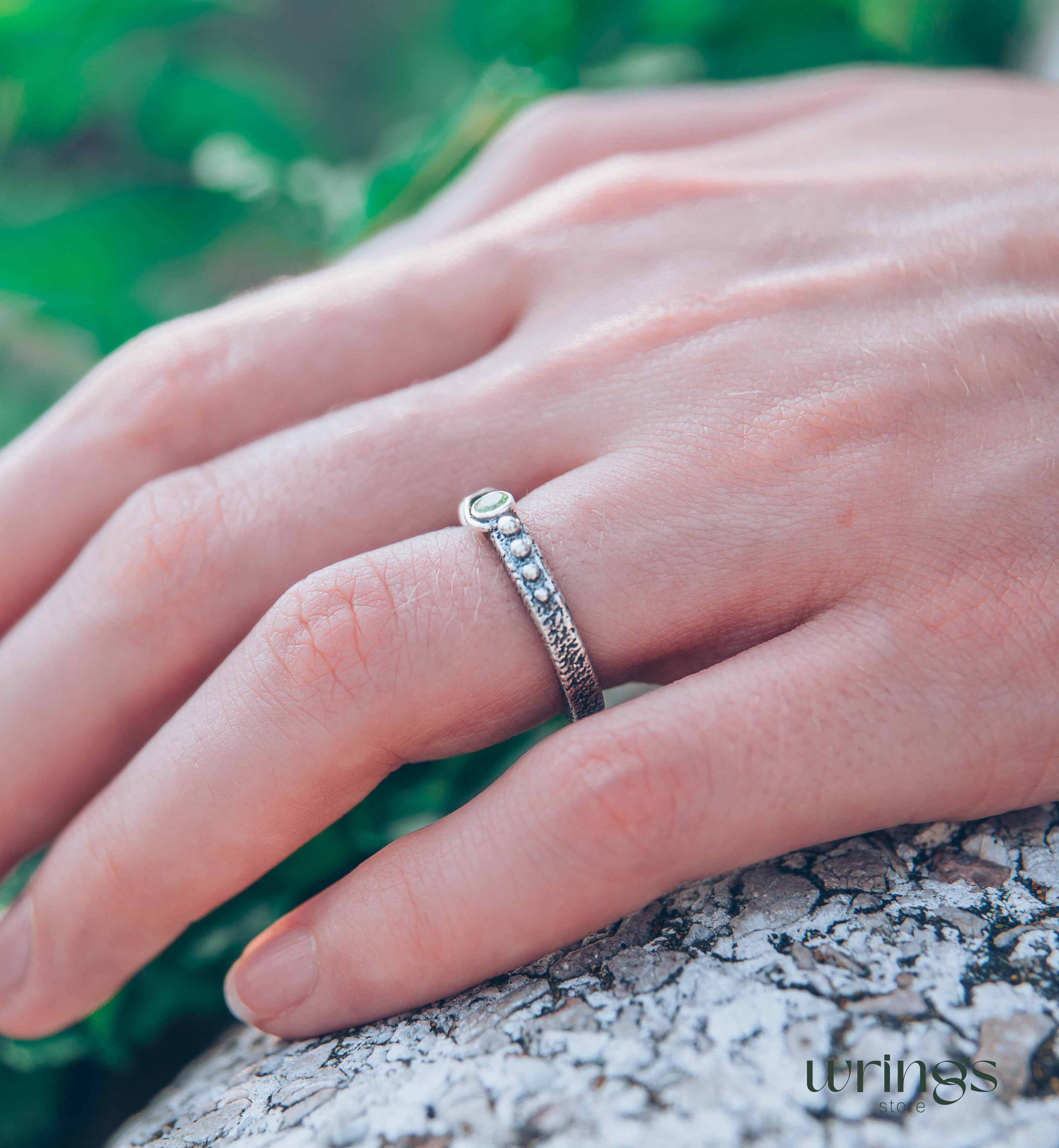 Modern Wild twisted Silver Engagement Ring with Peridot