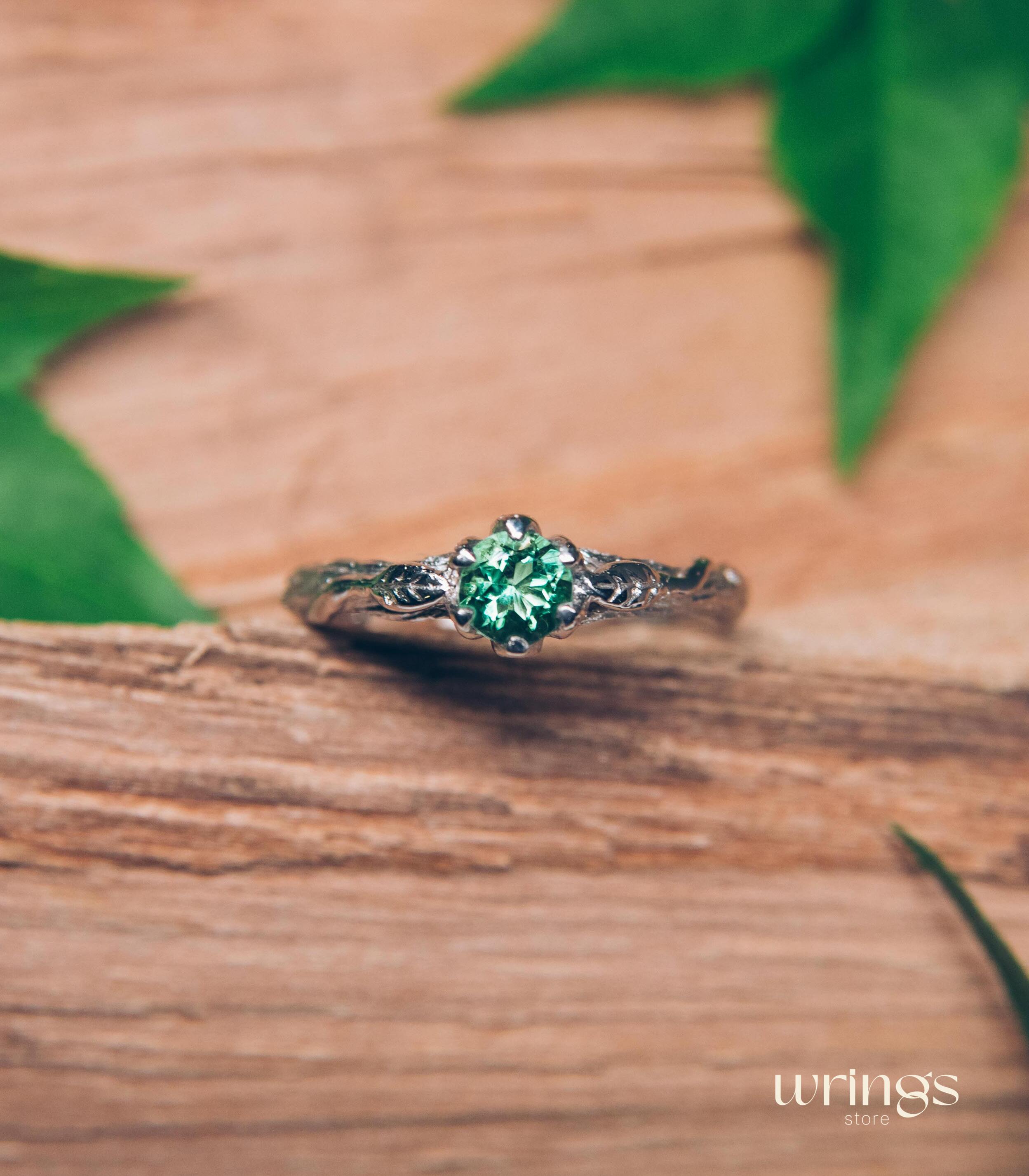 Bright Green Quartz Silver Twig Ring with Side Leaves