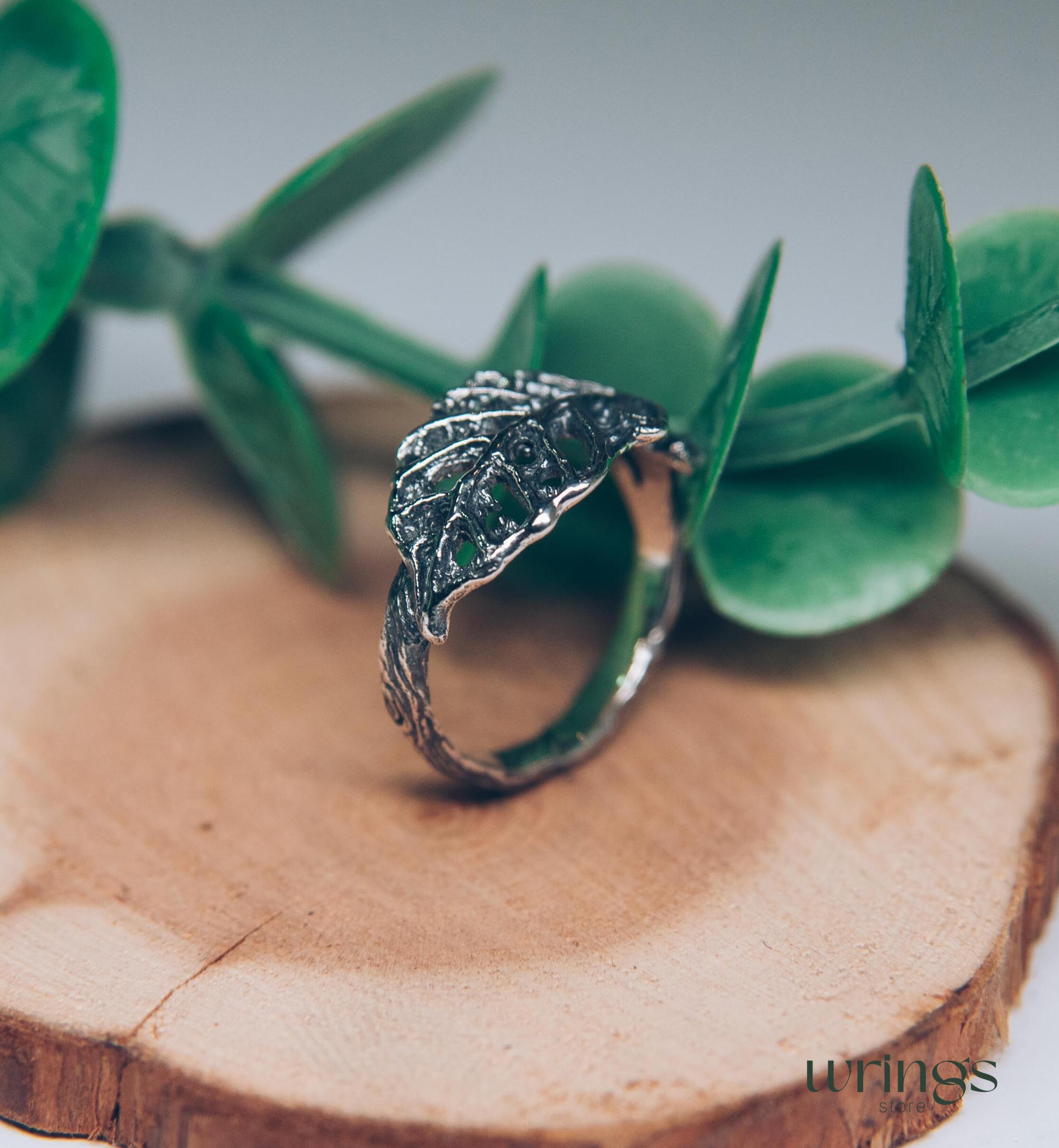 Water in a Wild Leaf Ring in Solid Silver inspired by Nature