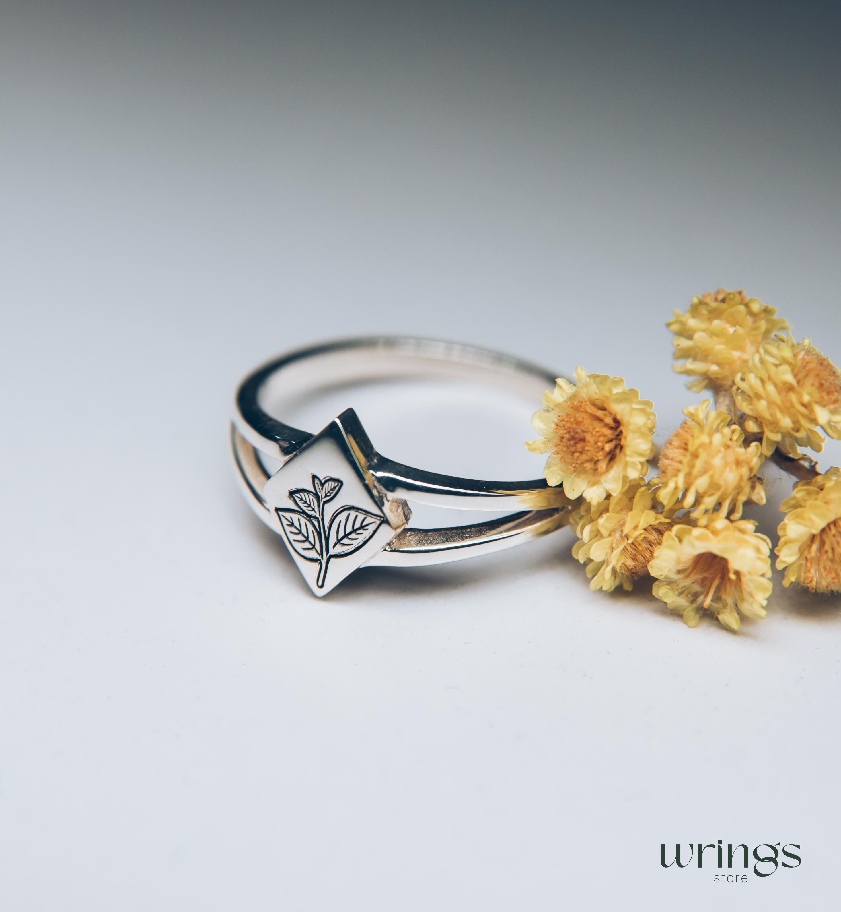 Engraved Leaves Rhombus Head Silver Signet Ring