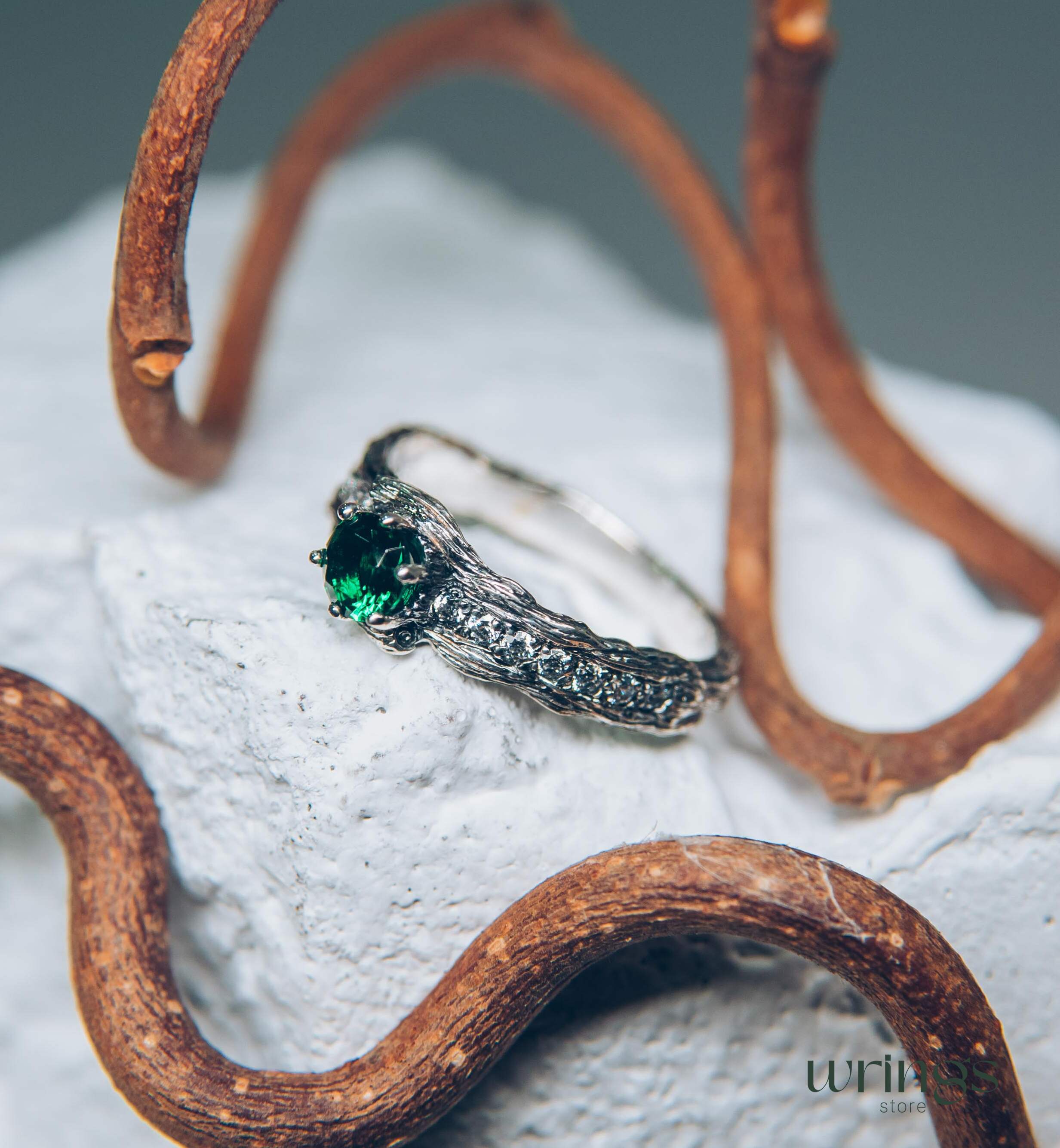 Gorgeous Emerald Ring with multiple Accent Stones