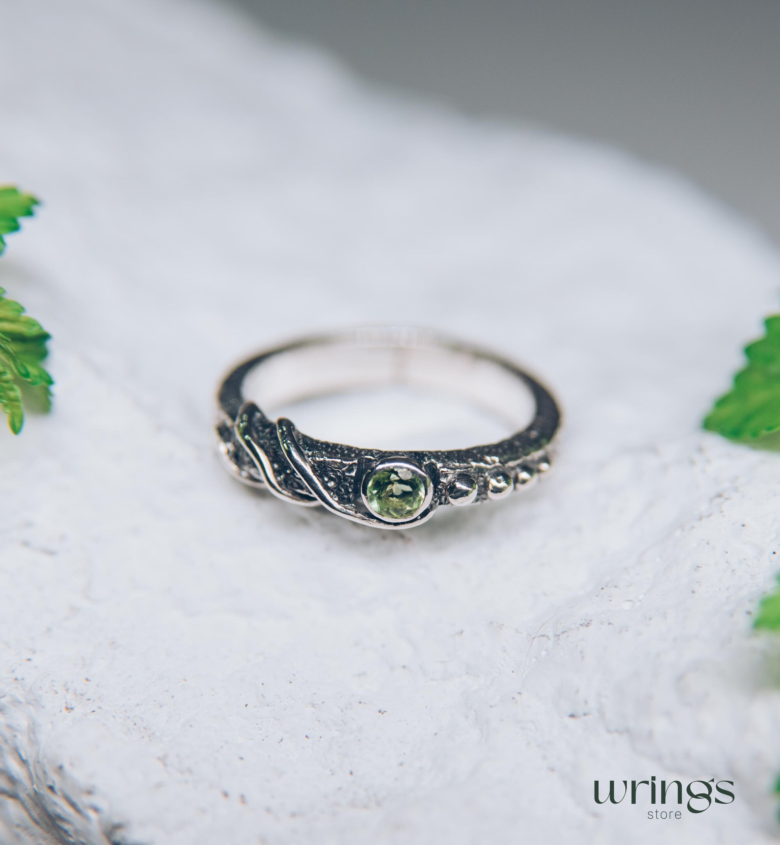 Modern Wild twisted Silver Engagement Ring with Peridot