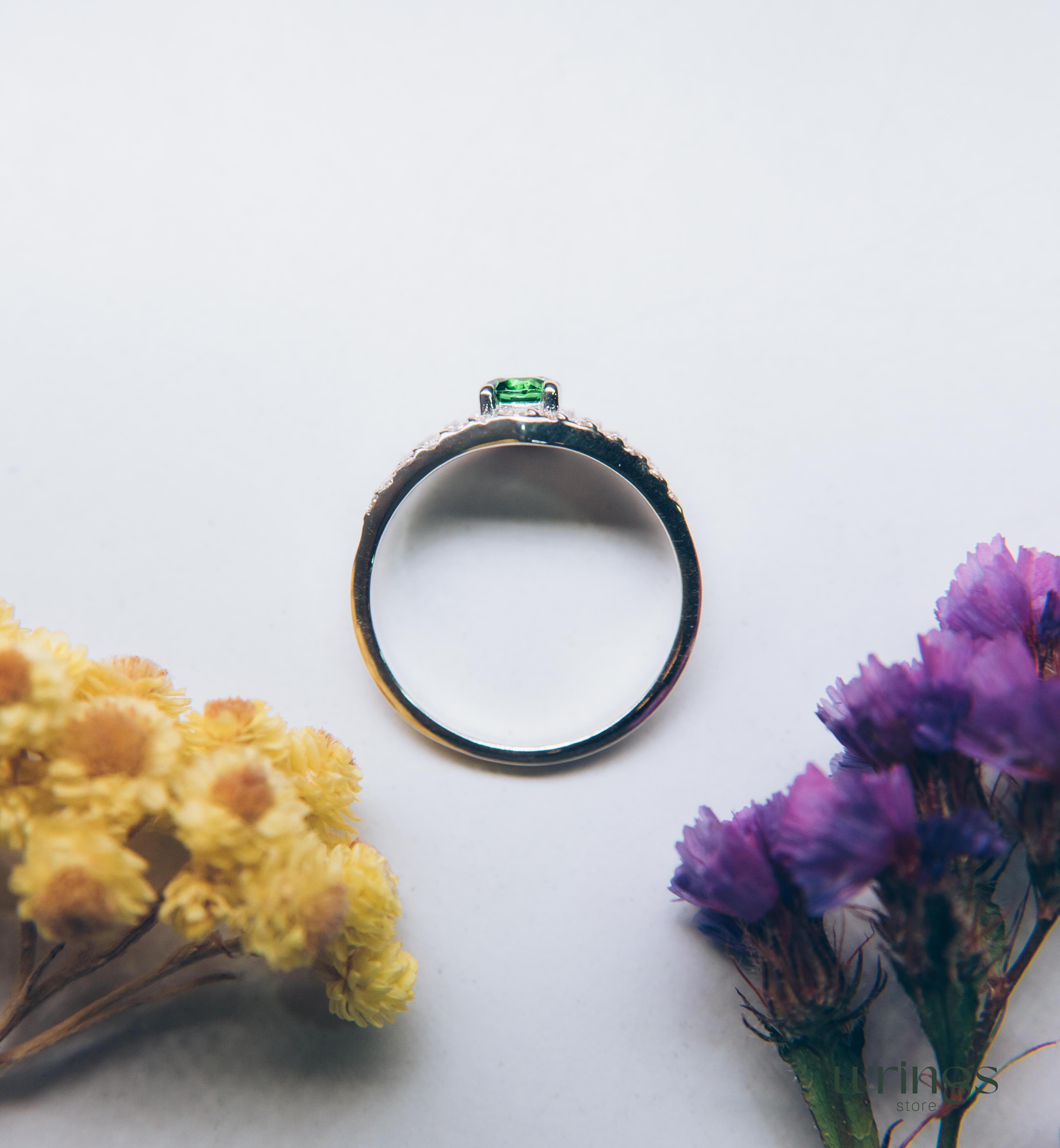 Oval Lab Grown Emerald Engagement Ring Double V-shaped