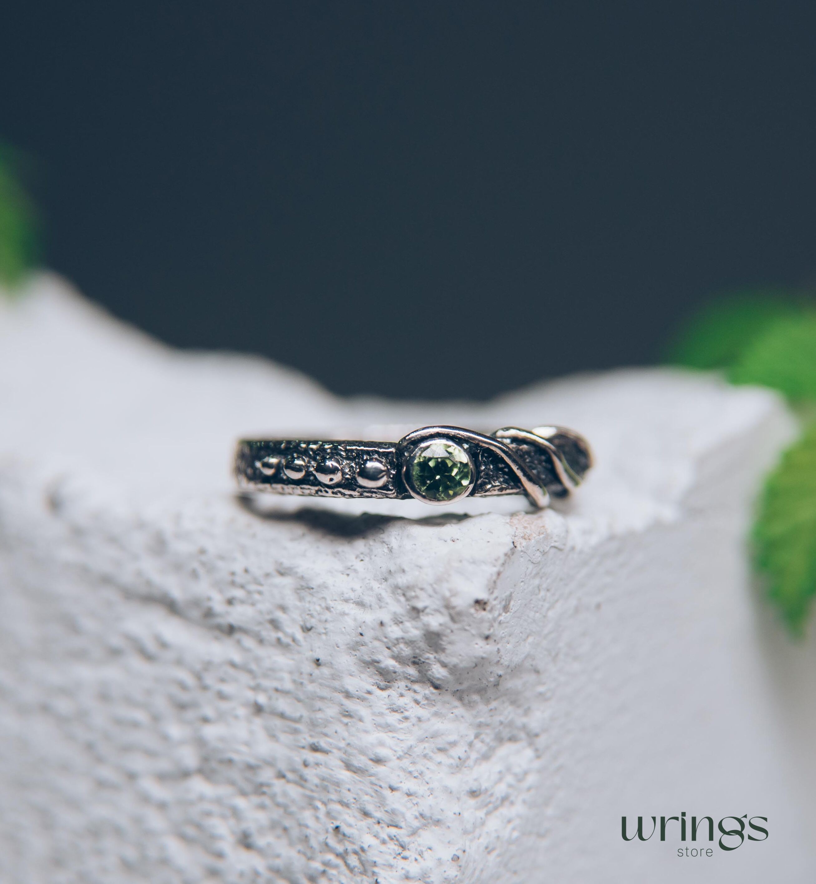 Modern Wild twisted Silver Engagement Ring with Peridot