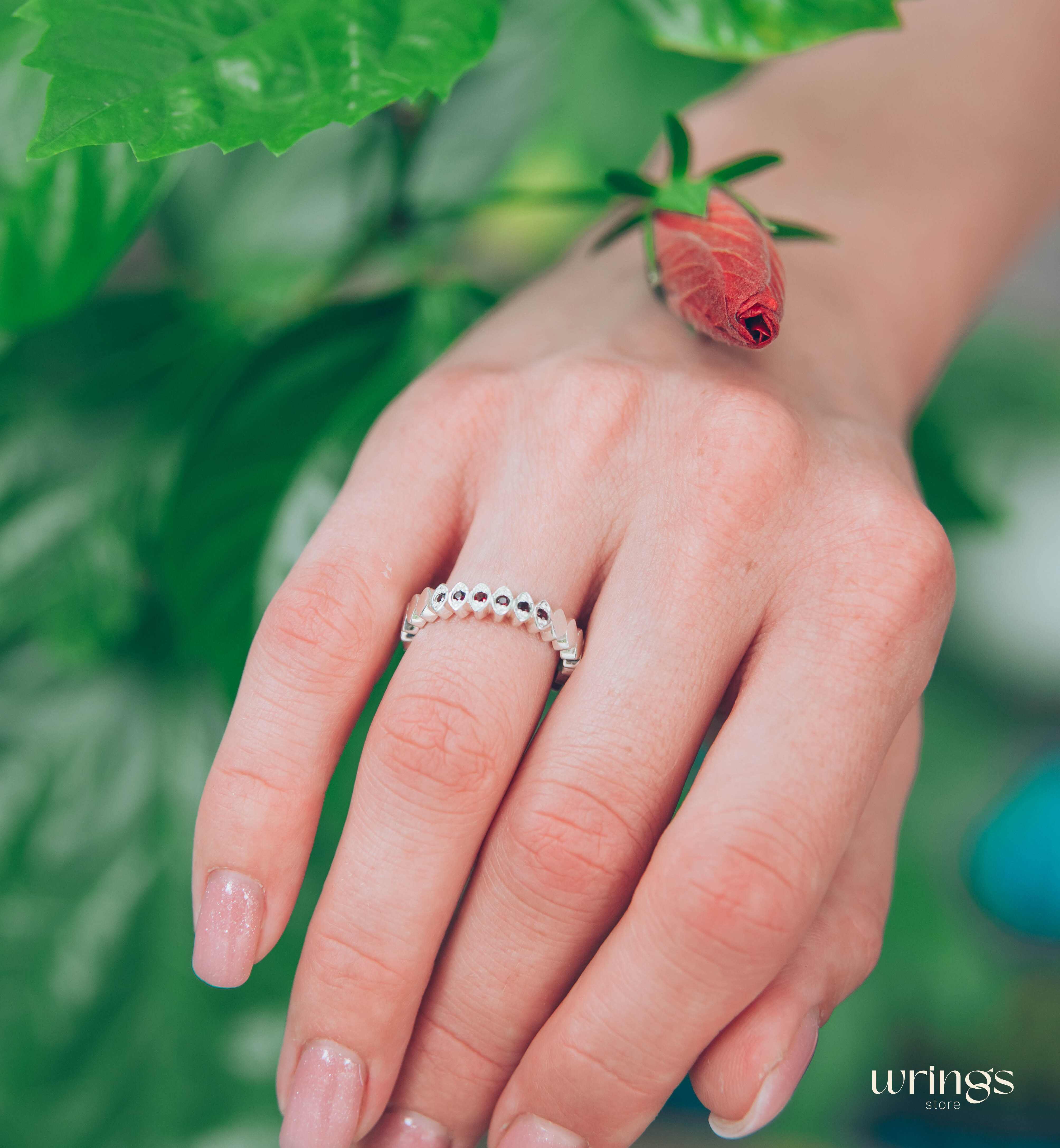 Six Garnets Beaded Style Silver Pretty Promise Ring