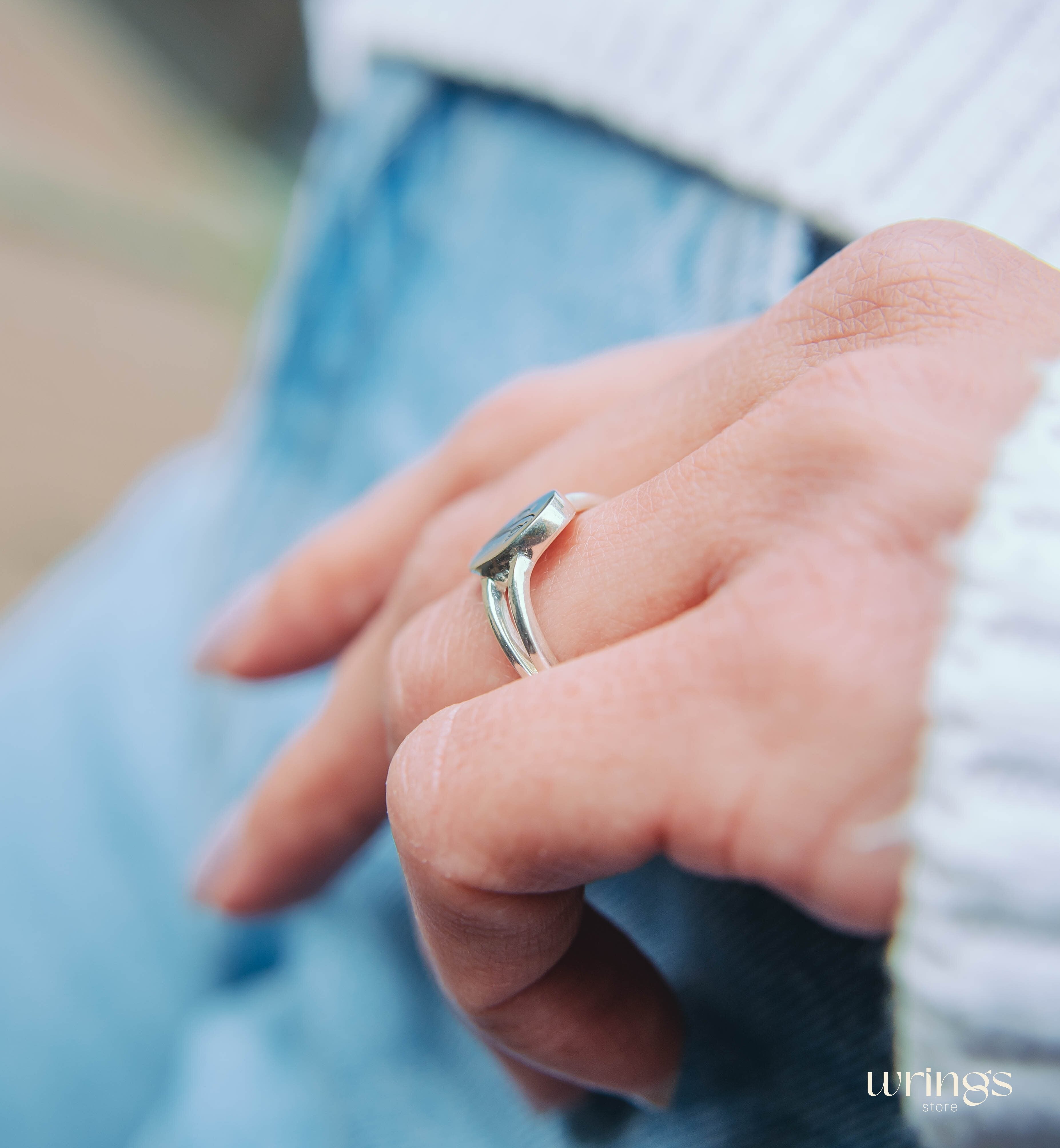 Snowdrop January Birthflower Ring Signet Silver Split Band