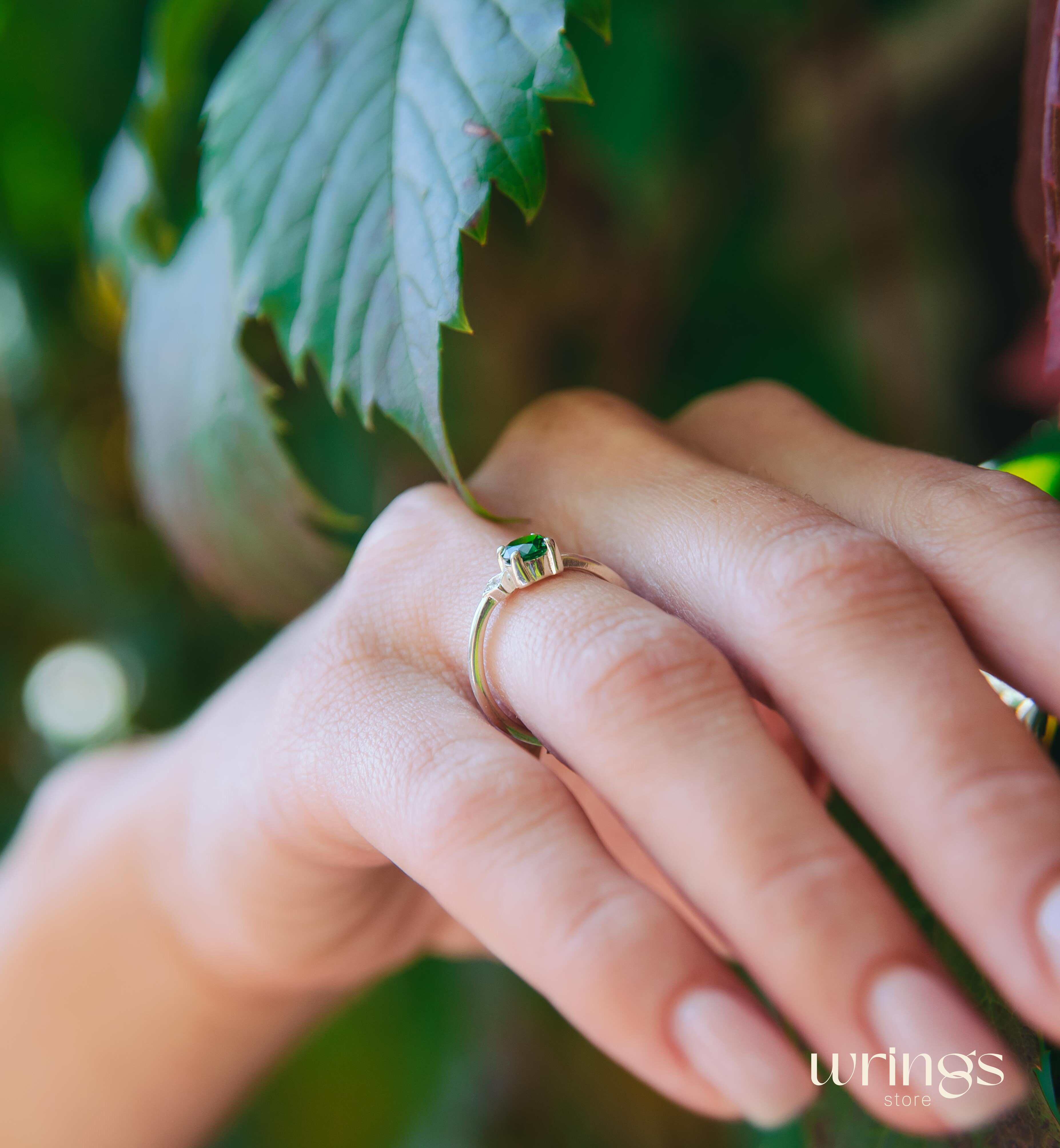 Central Custom Green Stone Silver Ring with White Side Stone